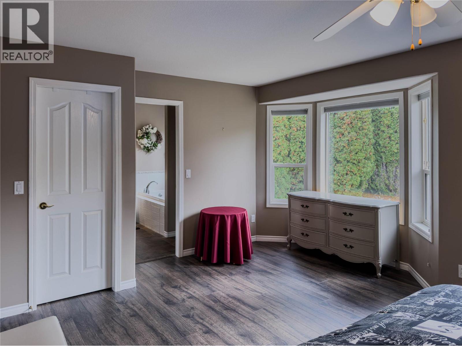 101 Coppertree Court Property Photo 17