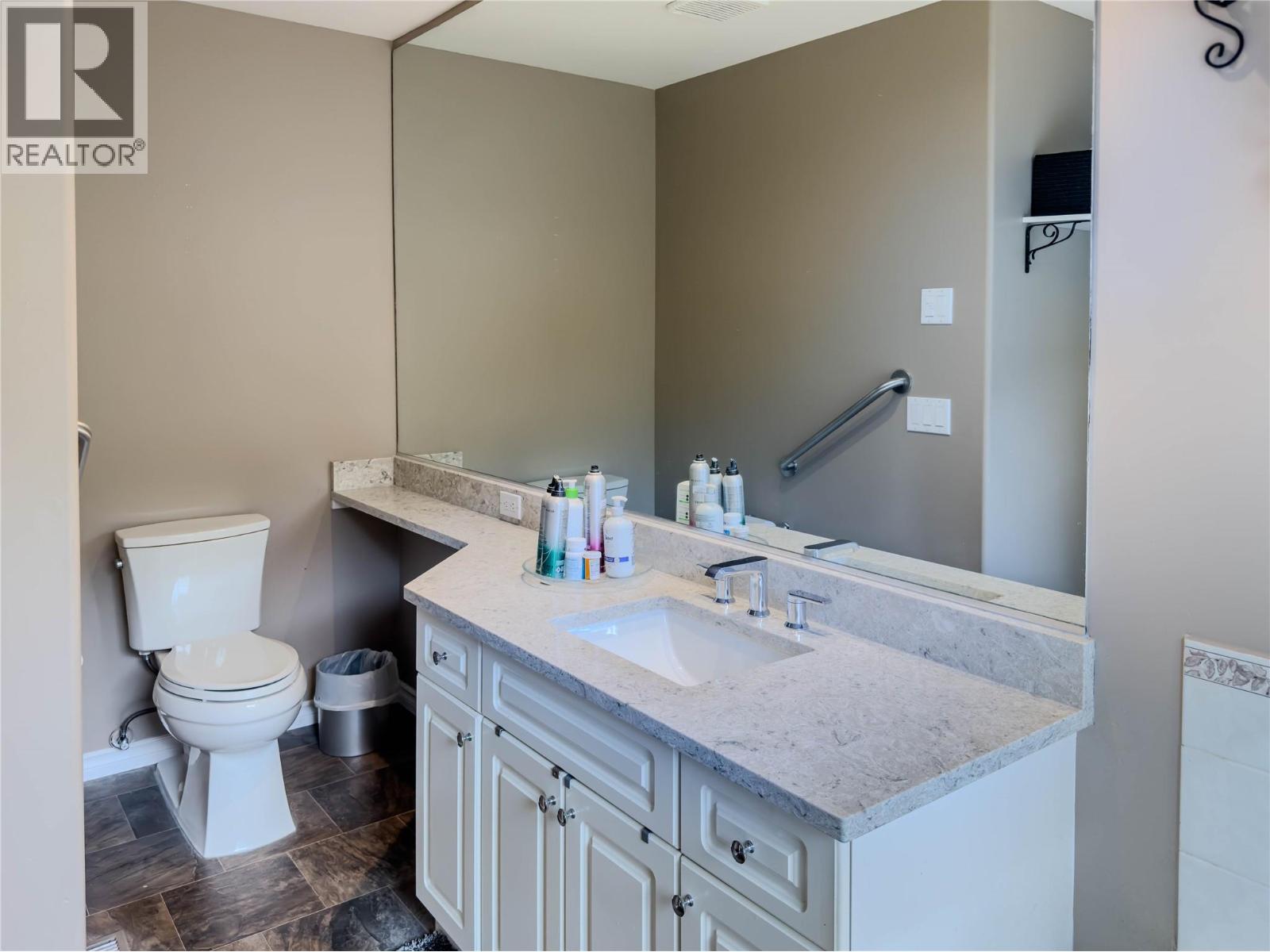 101 Coppertree Court Property Photo 19
