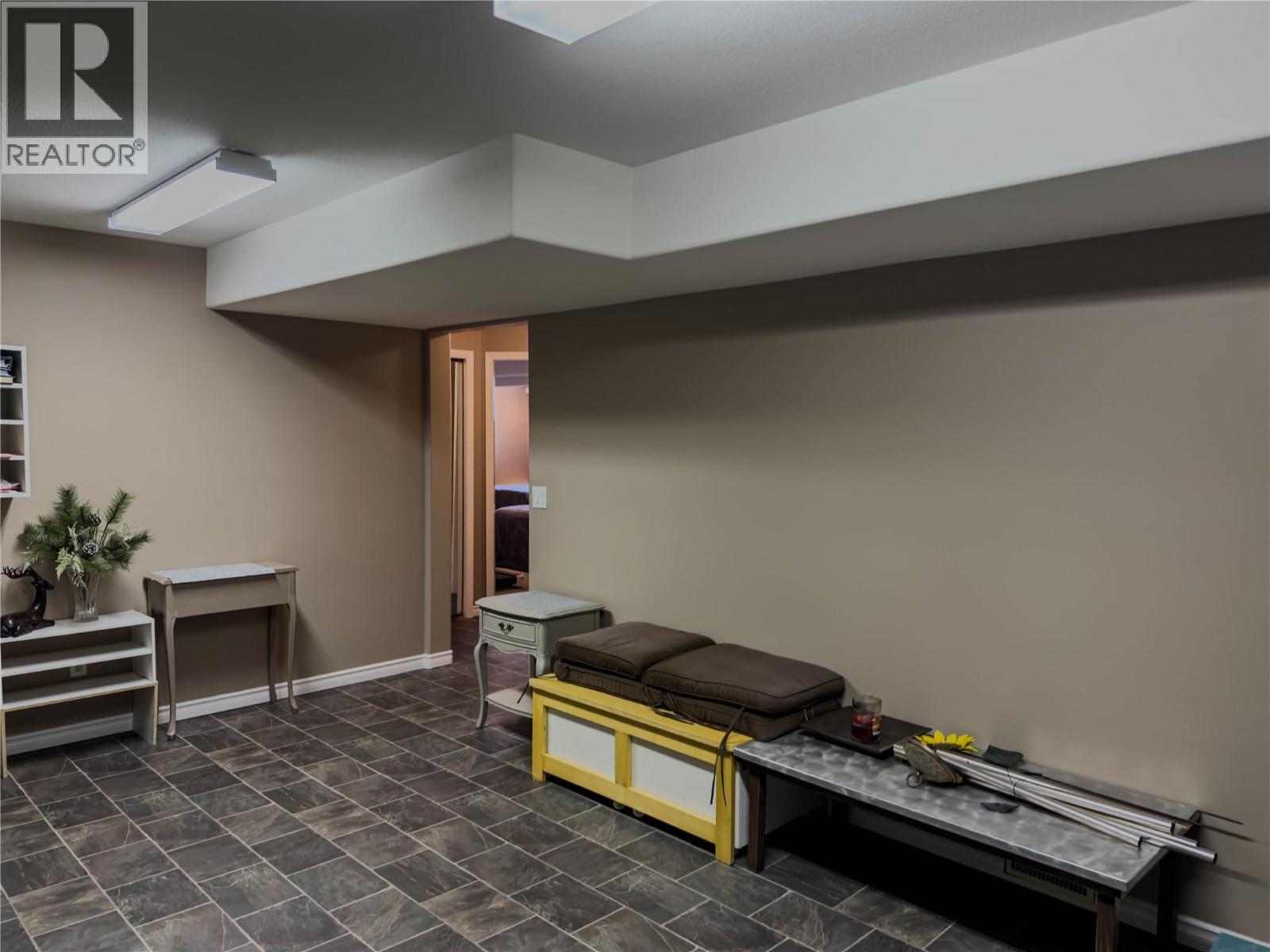 101 Coppertree Court Property Photo 29