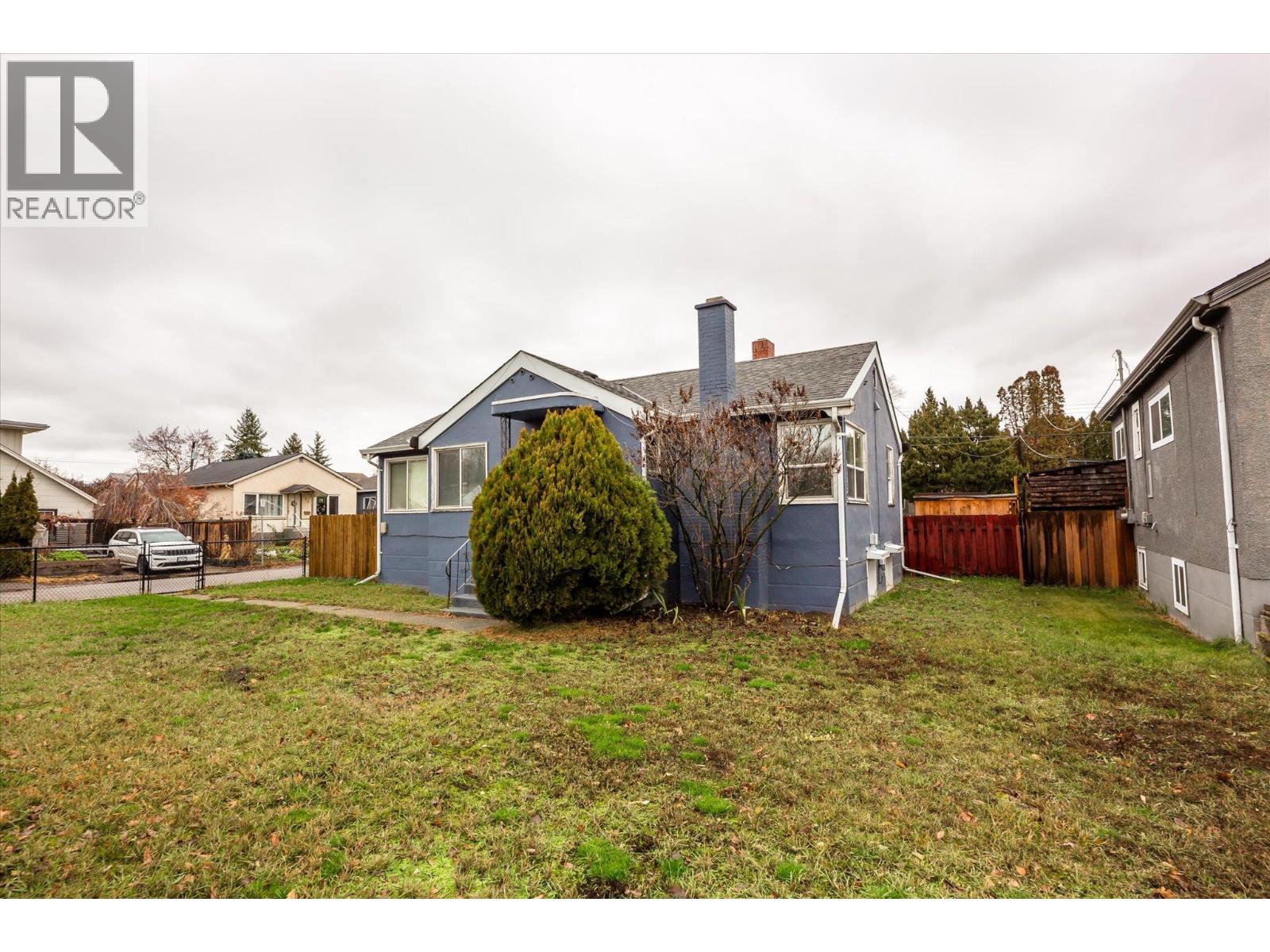 2405 Pandosy Street Property Photo 22