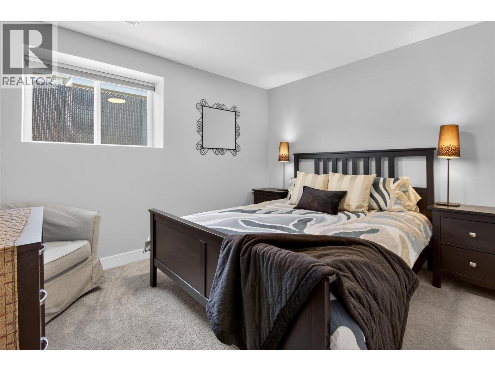 1070 Maccleave Avenue Property Photo 35