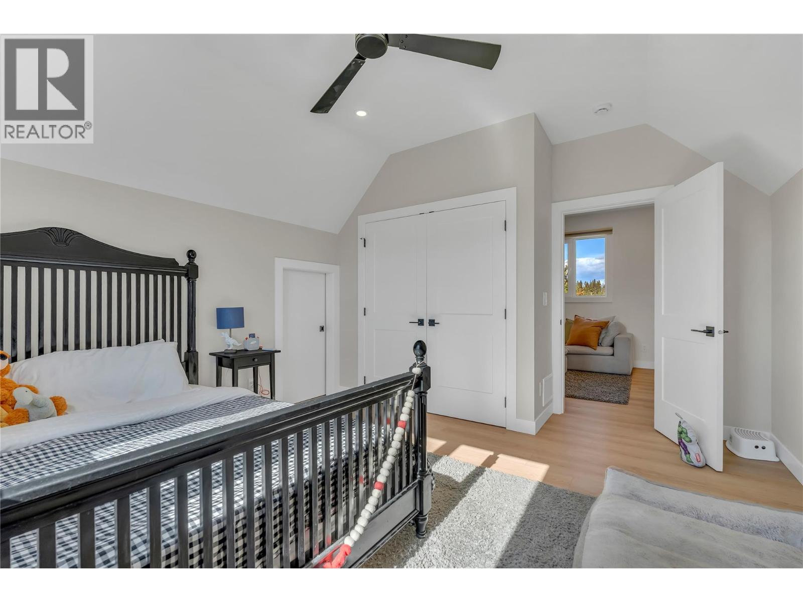 9294 Jones Flat Road Property Photo 38