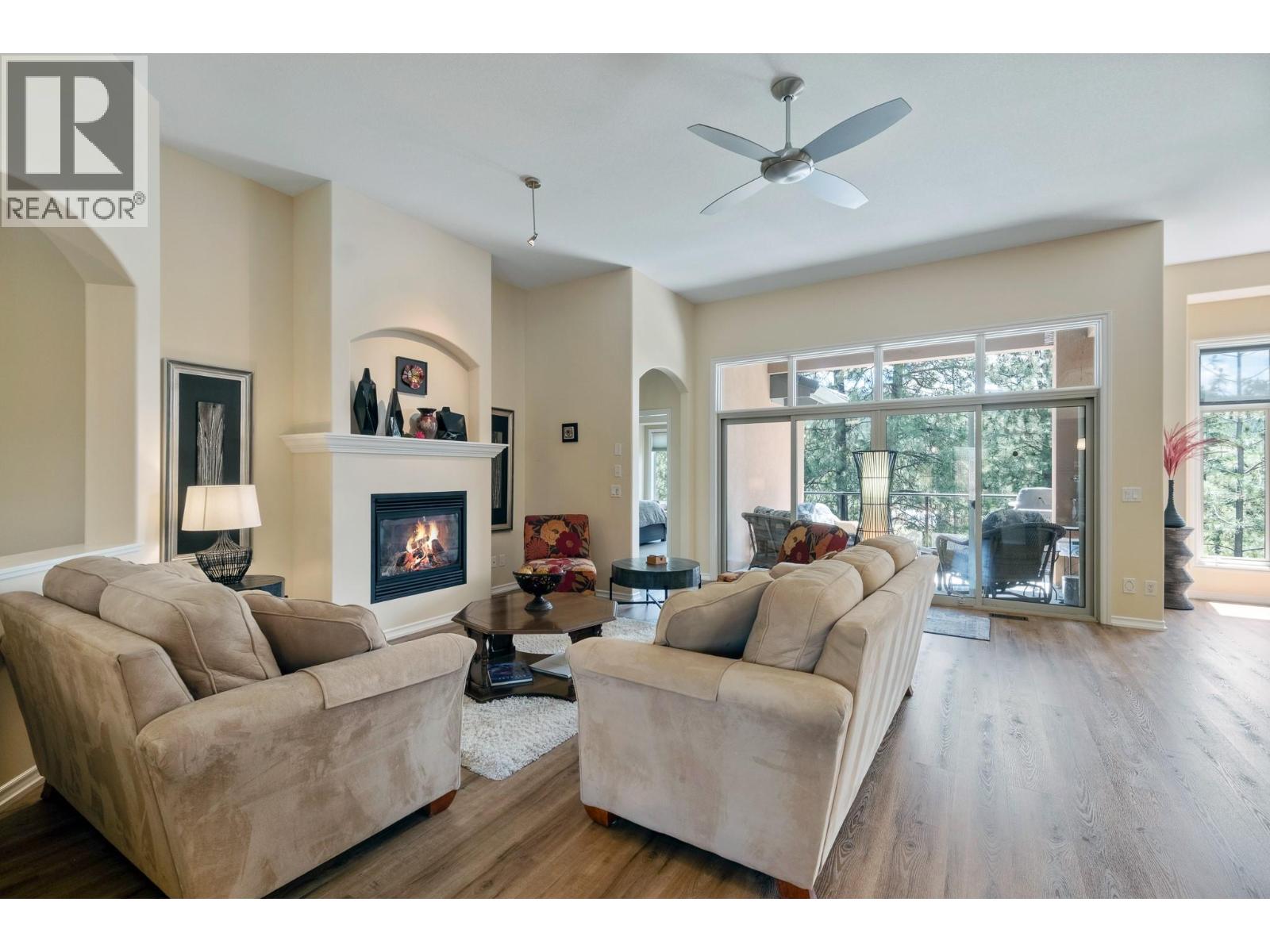 4100 Gallaghers Parkland Drive Unit# 16 Property Photo 8