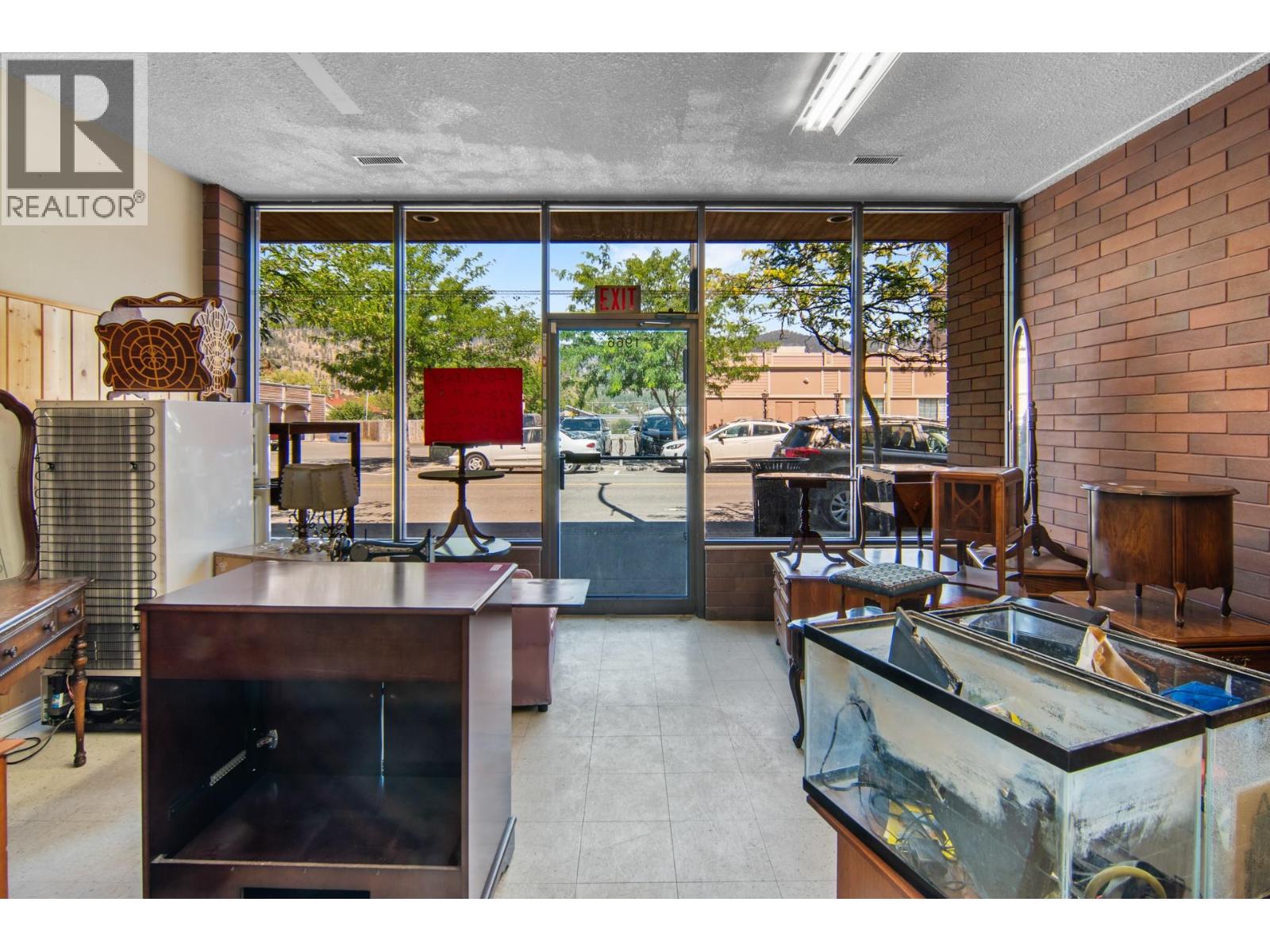 1966 Quilchena Avenue Property Photo 4