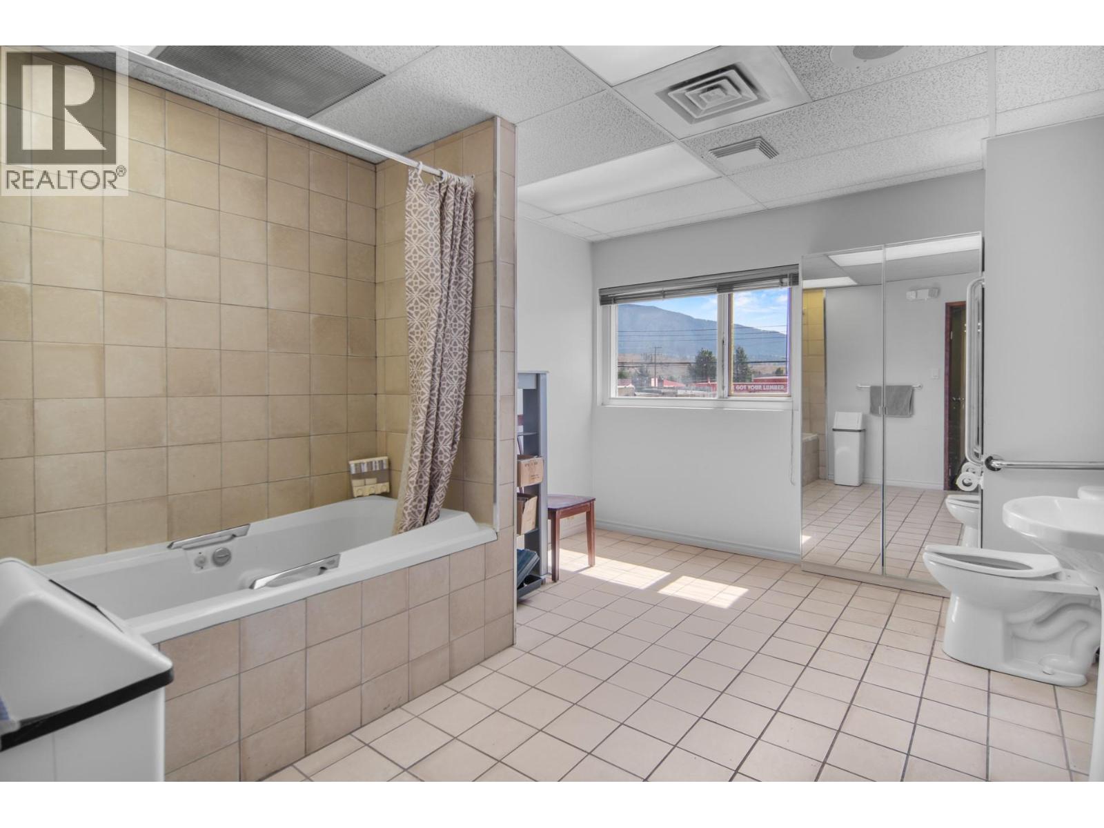 1970 Quilchena Avenue Unit# B Property Photo 17
