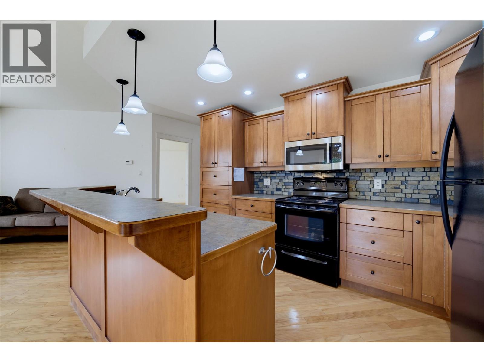 611 Shuswap Street Sw Unit# 202 Property Photo 7