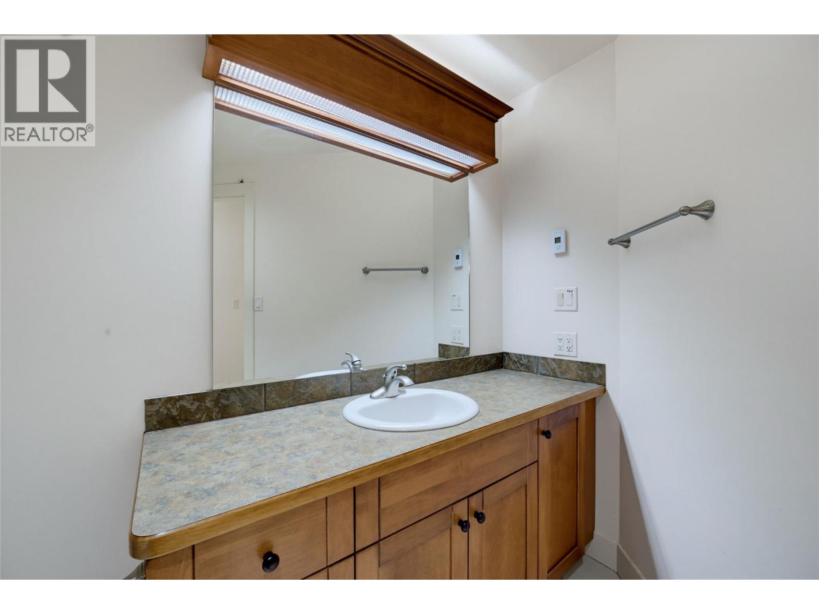 611 Shuswap Street Sw Unit# 202 Property Photo 29