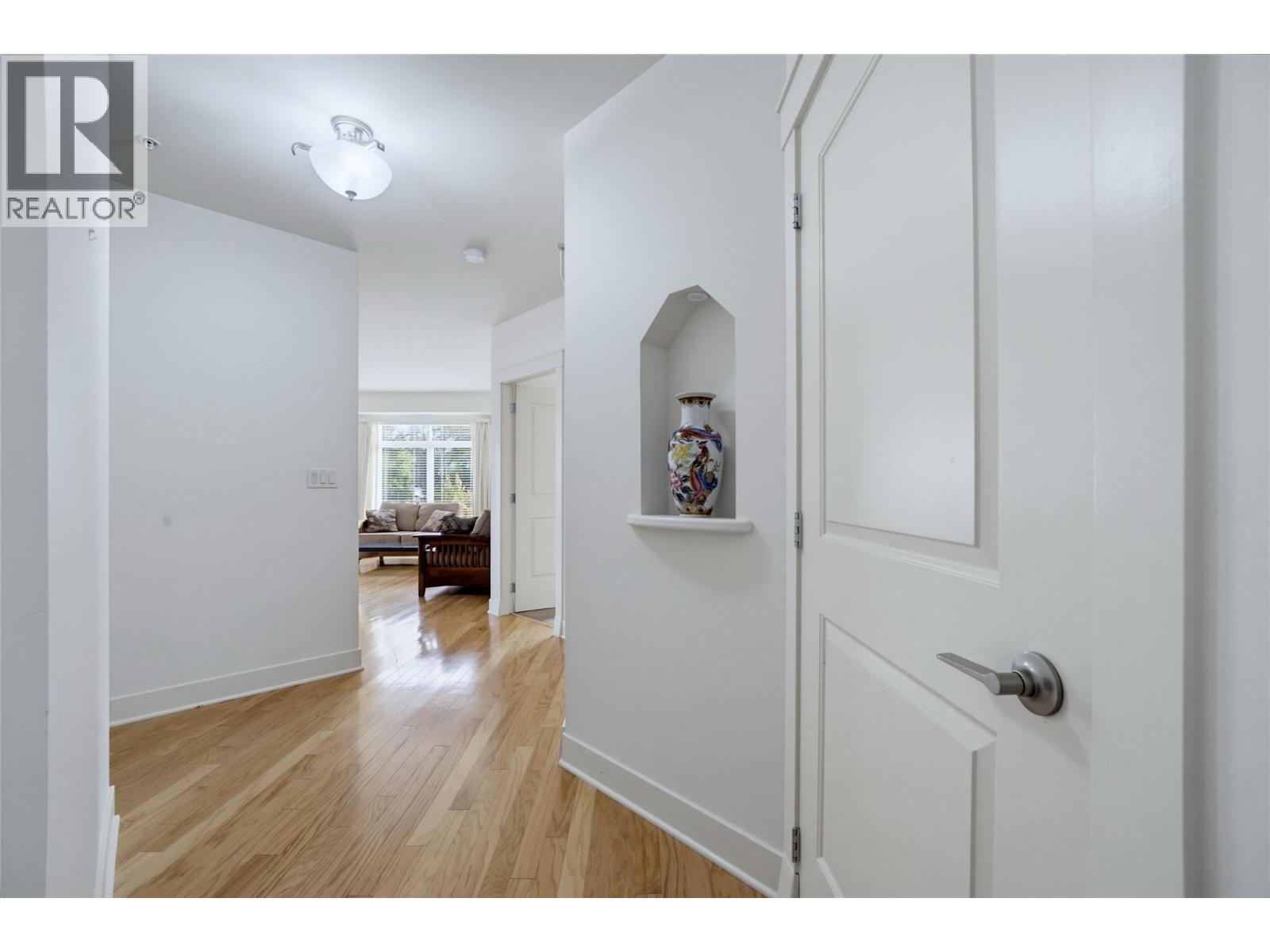 611 Shuswap Street Sw Unit# 202 Property Photo 32