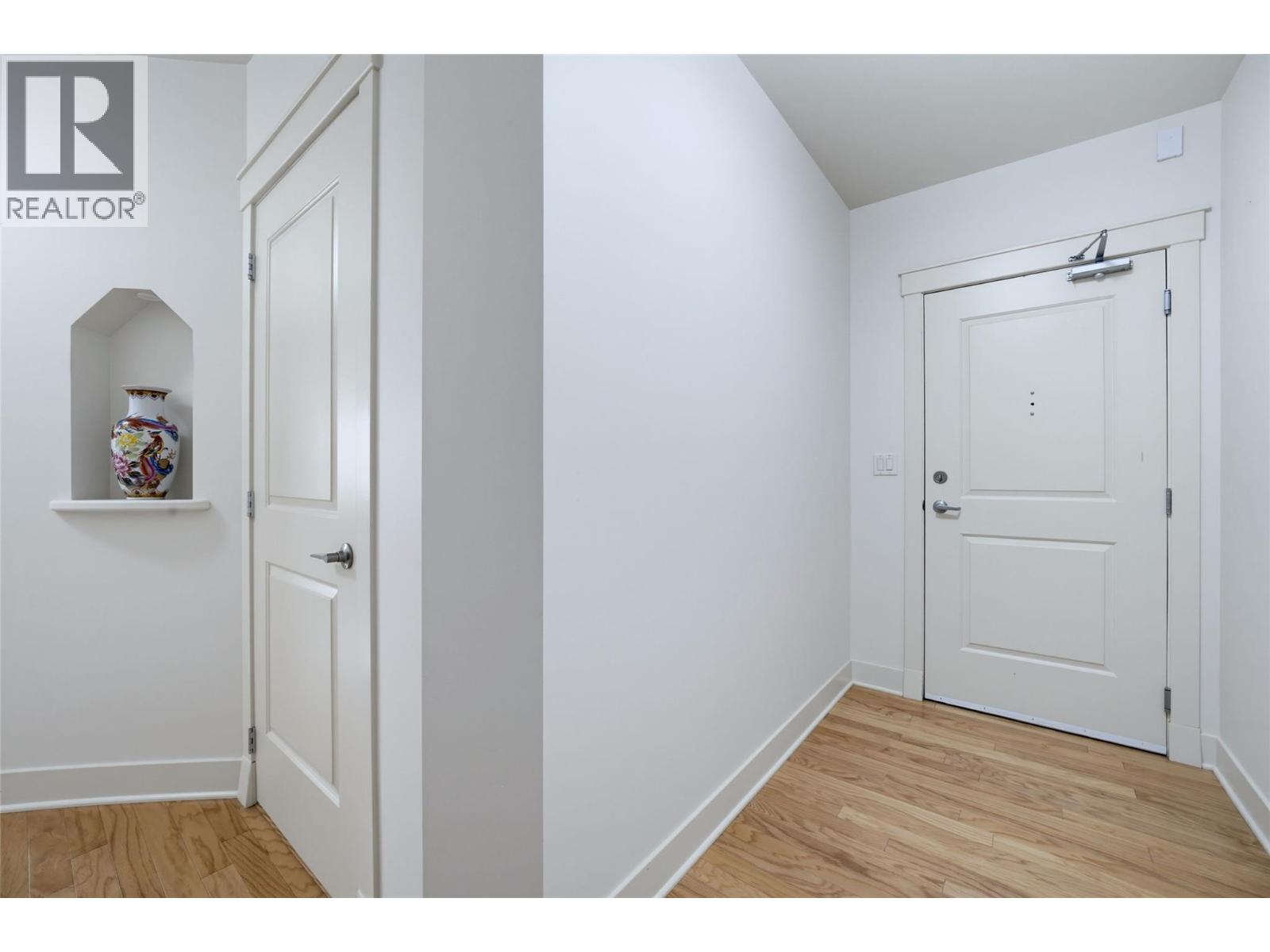611 Shuswap Street Sw Unit# 202 Property Photo 34