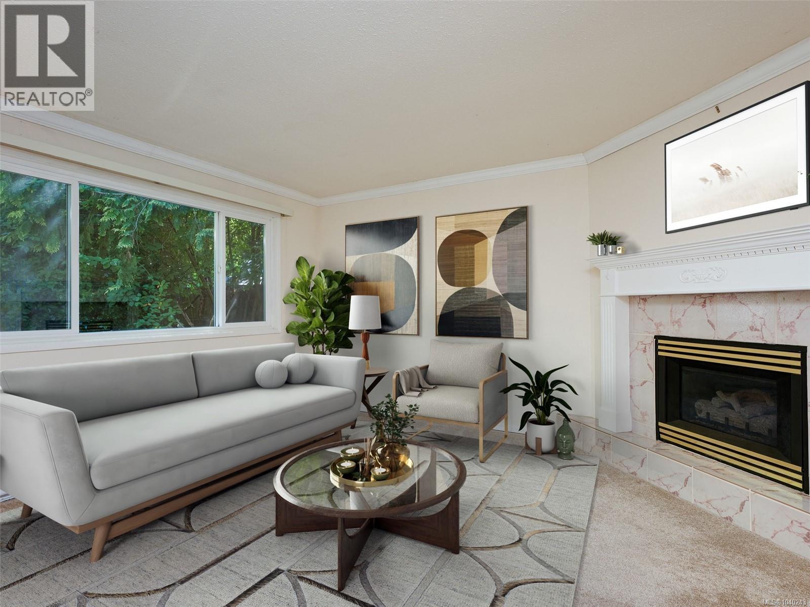 10040 Wisteria Pl Property Photo 7