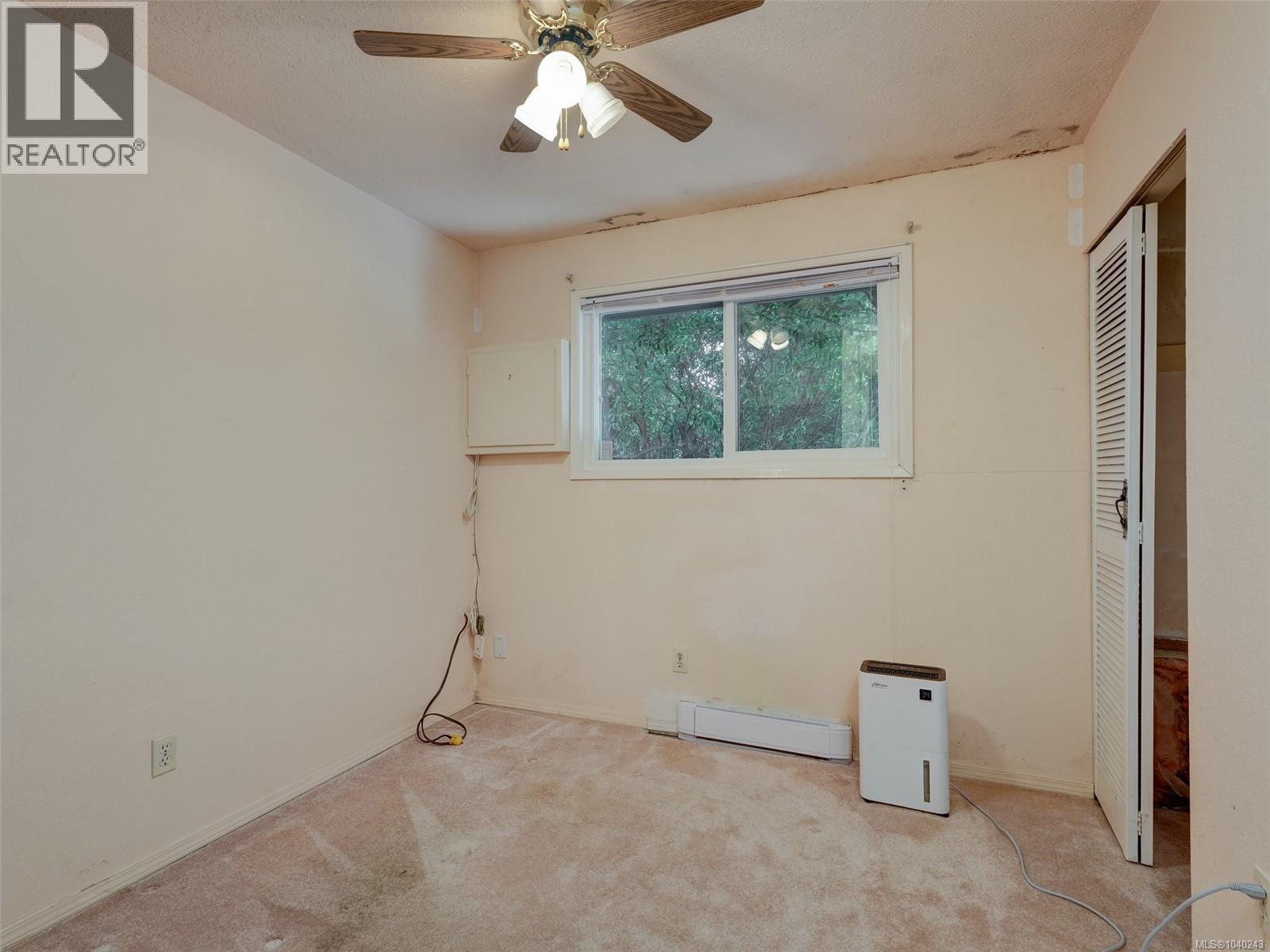 10040 Wisteria Pl Property Photo 18