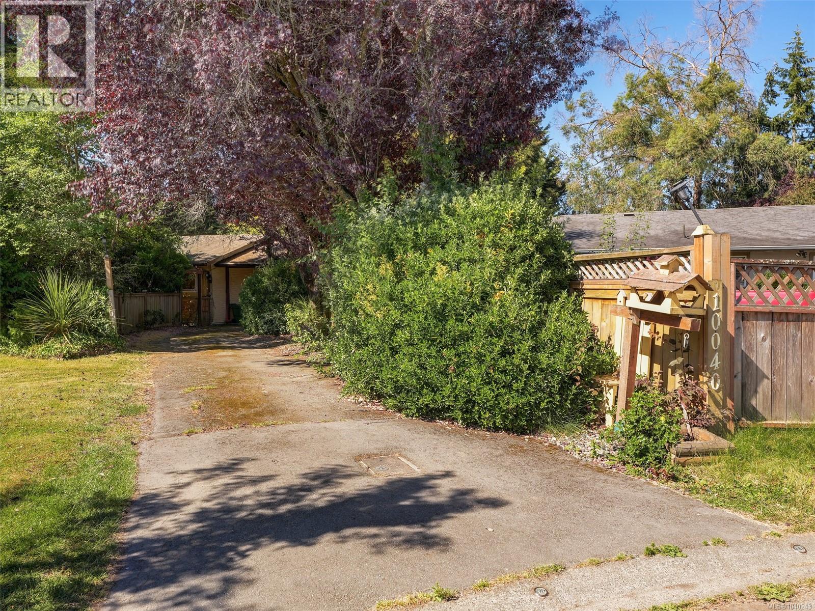 10040 Wisteria Pl Property Photo 26