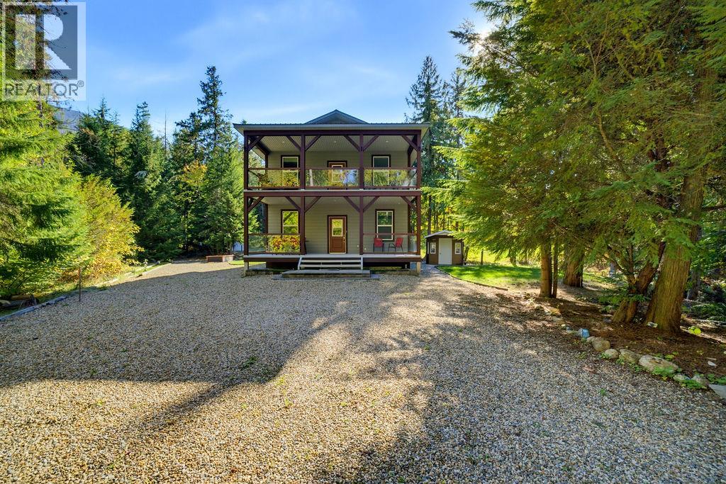 686 Swanbeach Road Property Photo 35