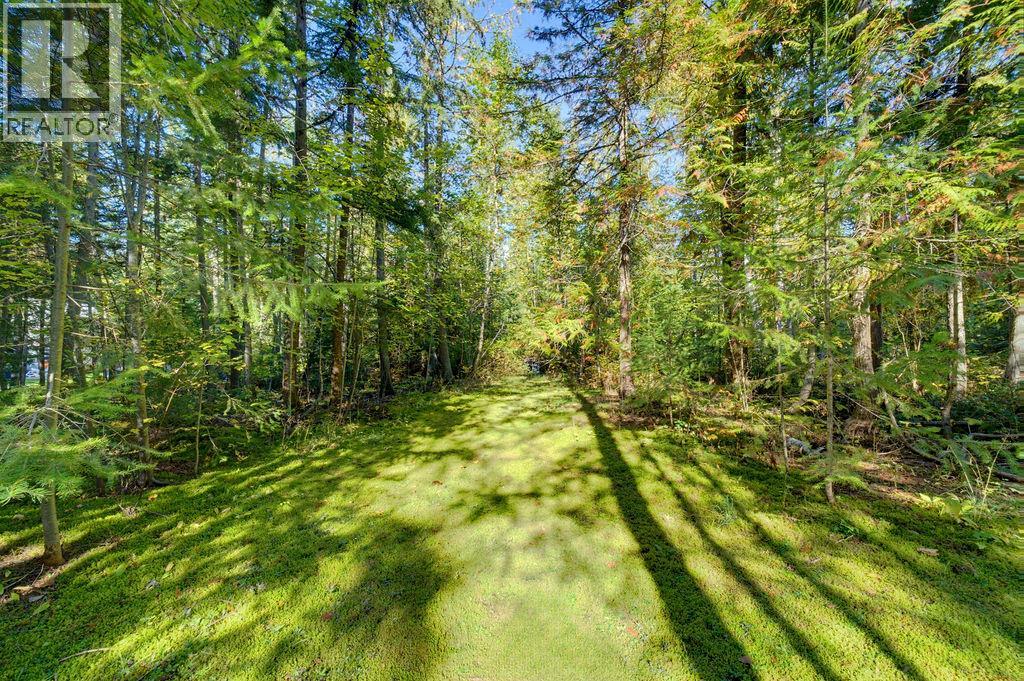 686 Swanbeach Road Property Photo 45