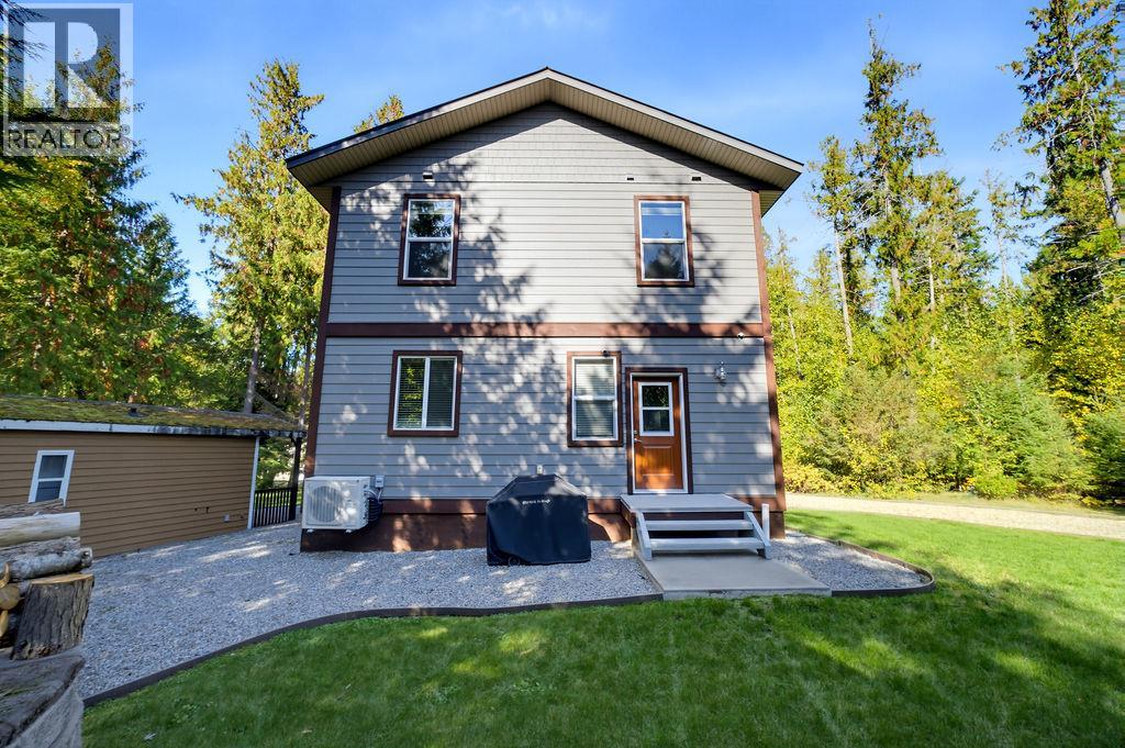 686 Swanbeach Road Property Photo 48