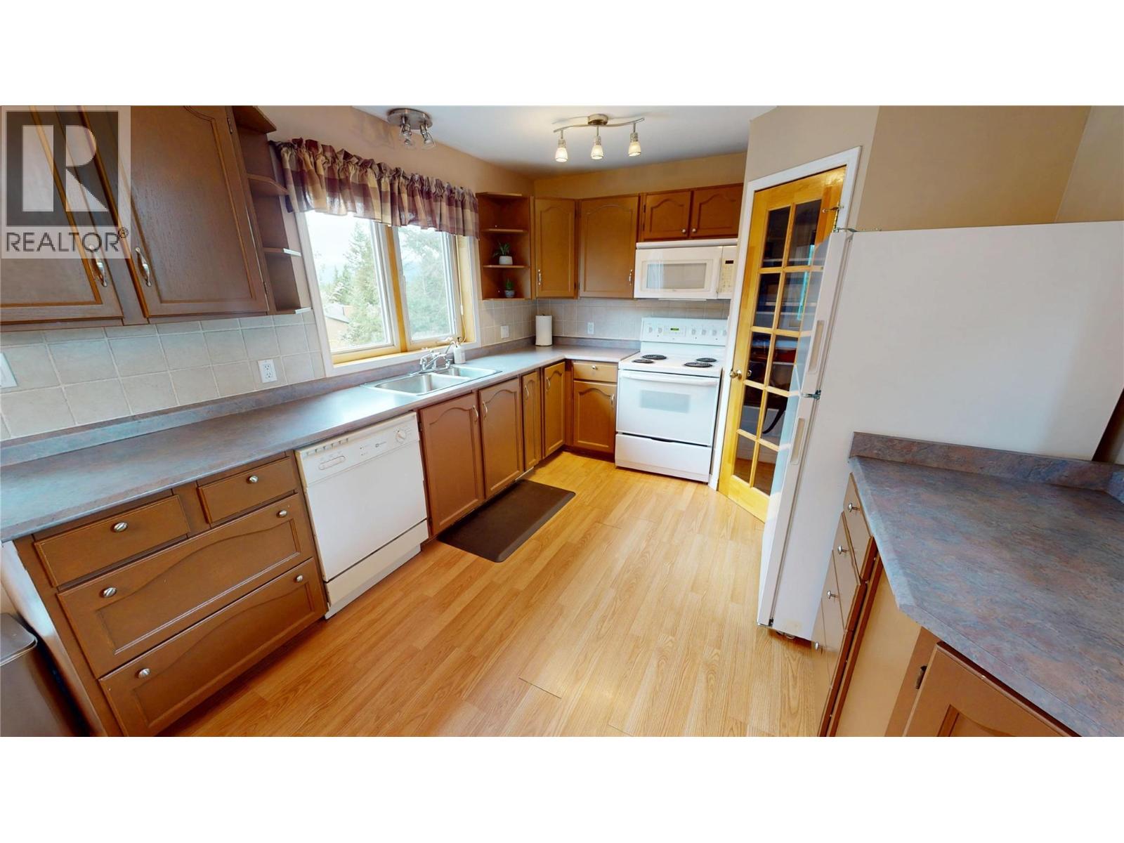 4978 Timberside Place Property Photo 7