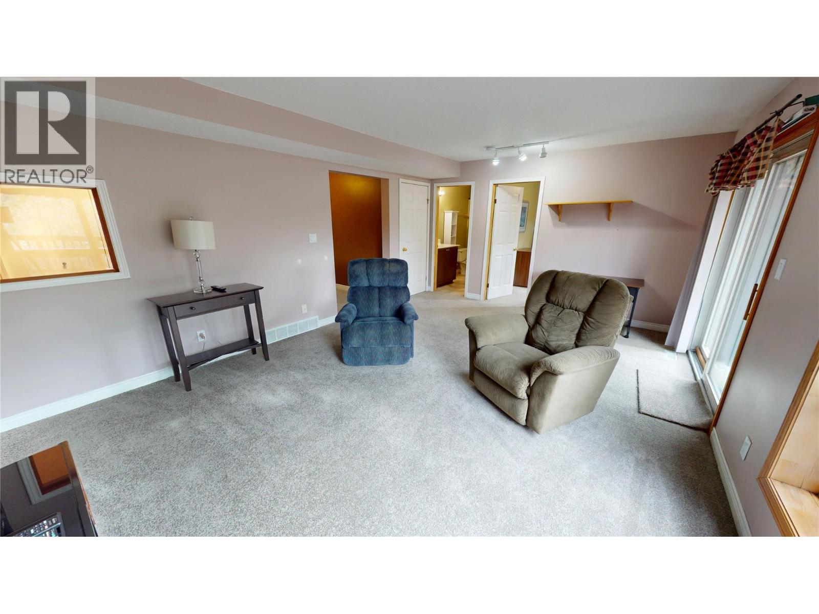 4978 Timberside Place Property Photo 14