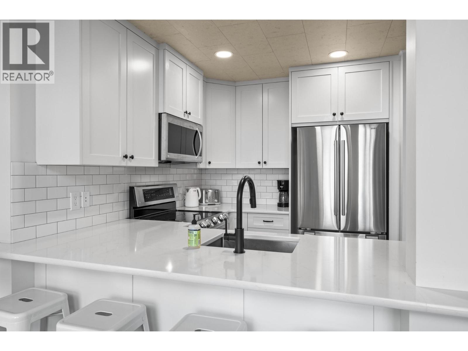 5977 Snow Pines Crescent Unit# 116c Property Photo 6