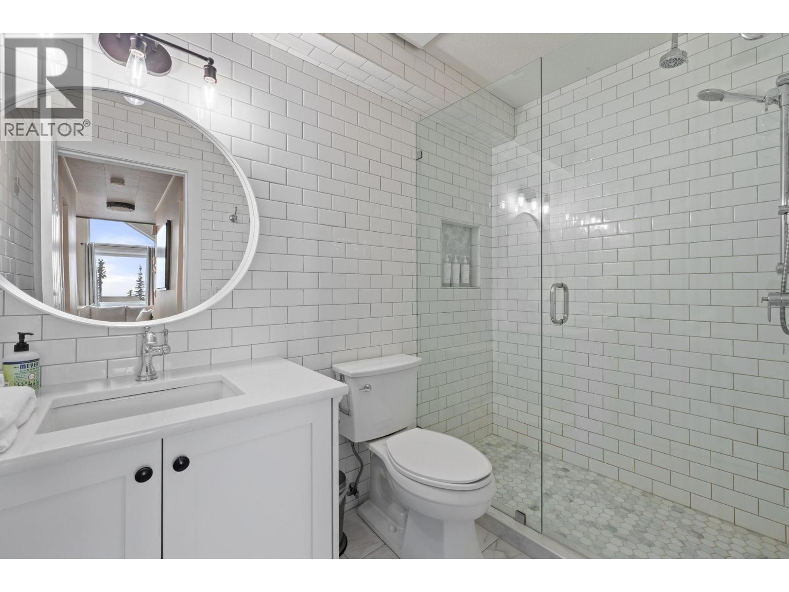 5977 Snow Pines Crescent Unit# 116c Property Photo 12