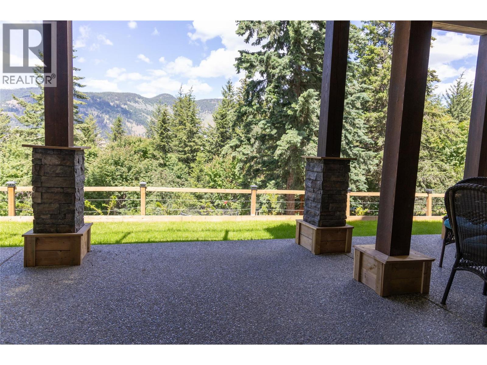 4006 Coachwood Close Property Photo 14