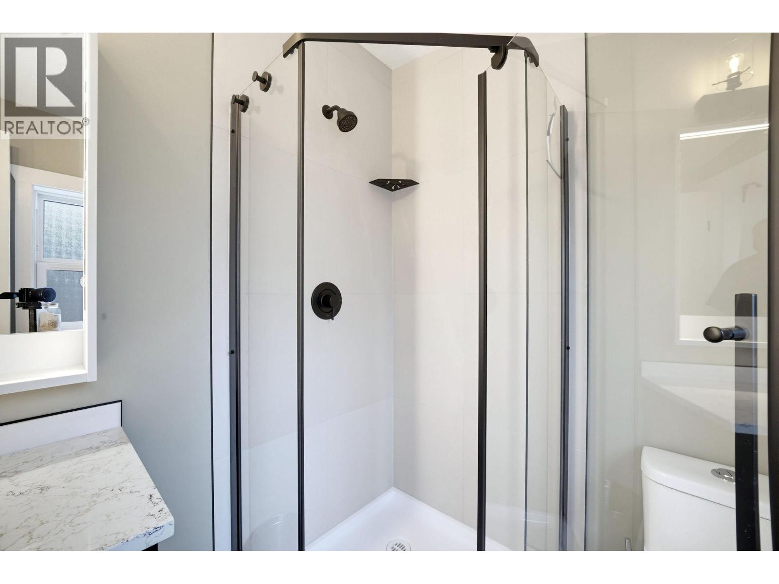 7241 46 Street Ne Property Photo 22