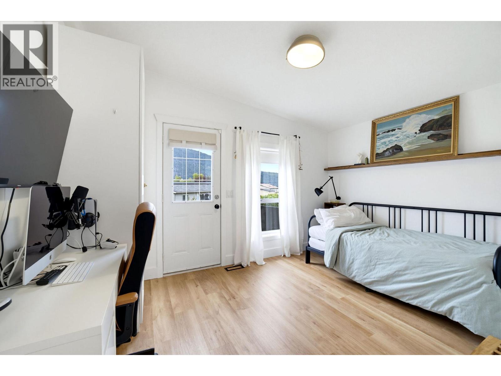 7241 46 Street Ne Property Photo 26