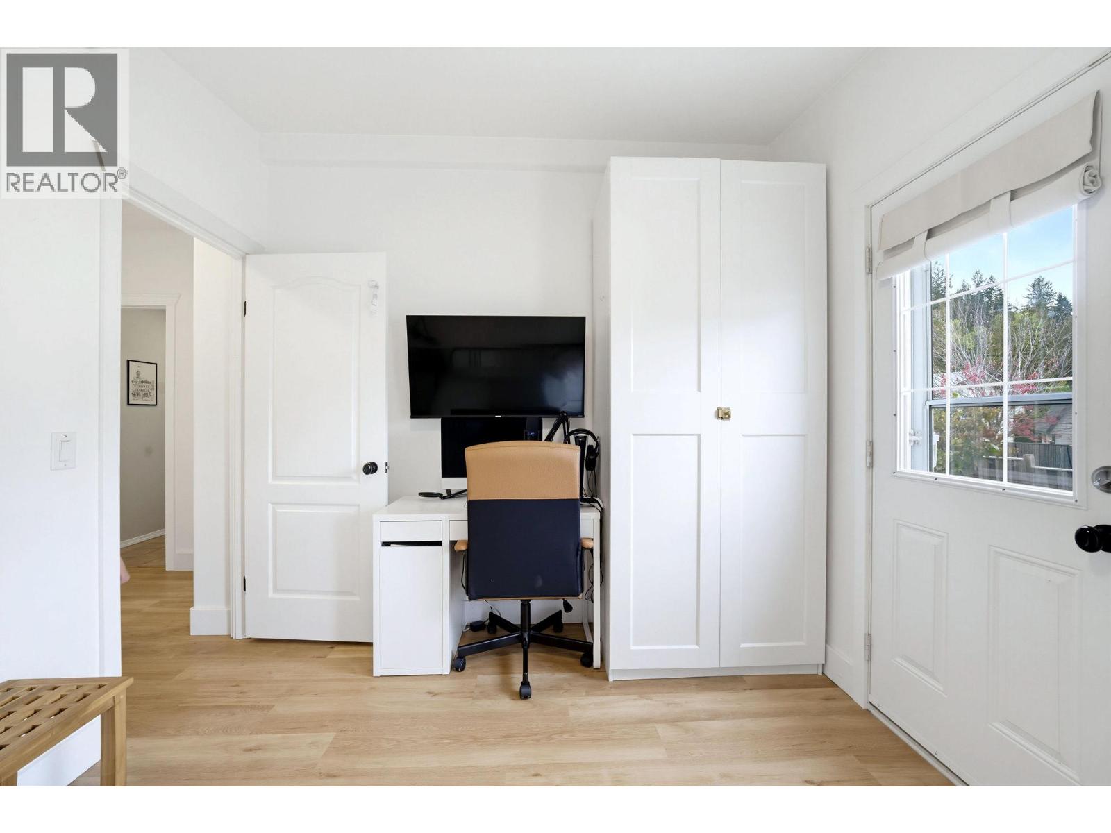 7241 46 Street Ne Property Photo 27