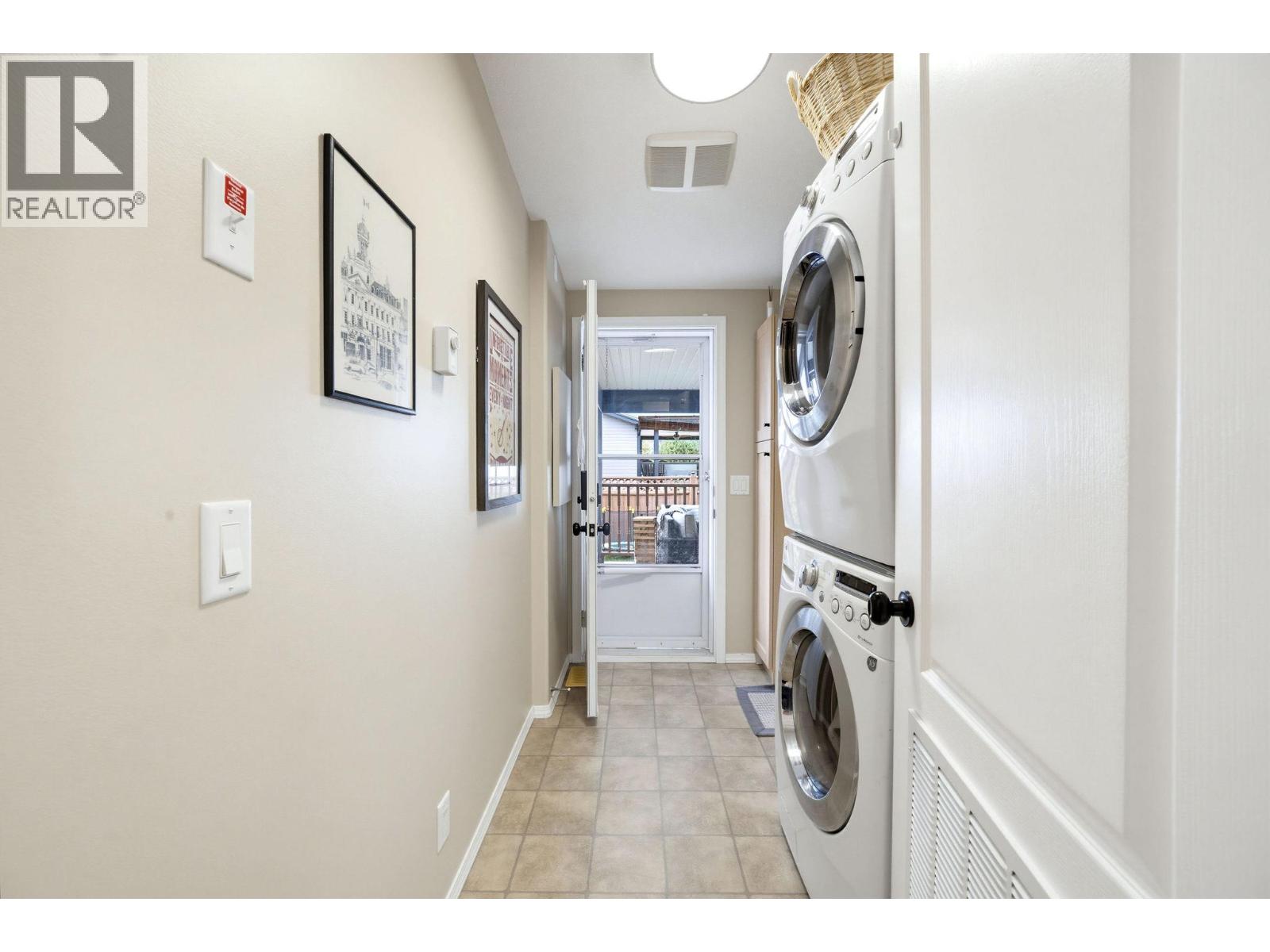 7241 46 Street Ne Property Photo 31