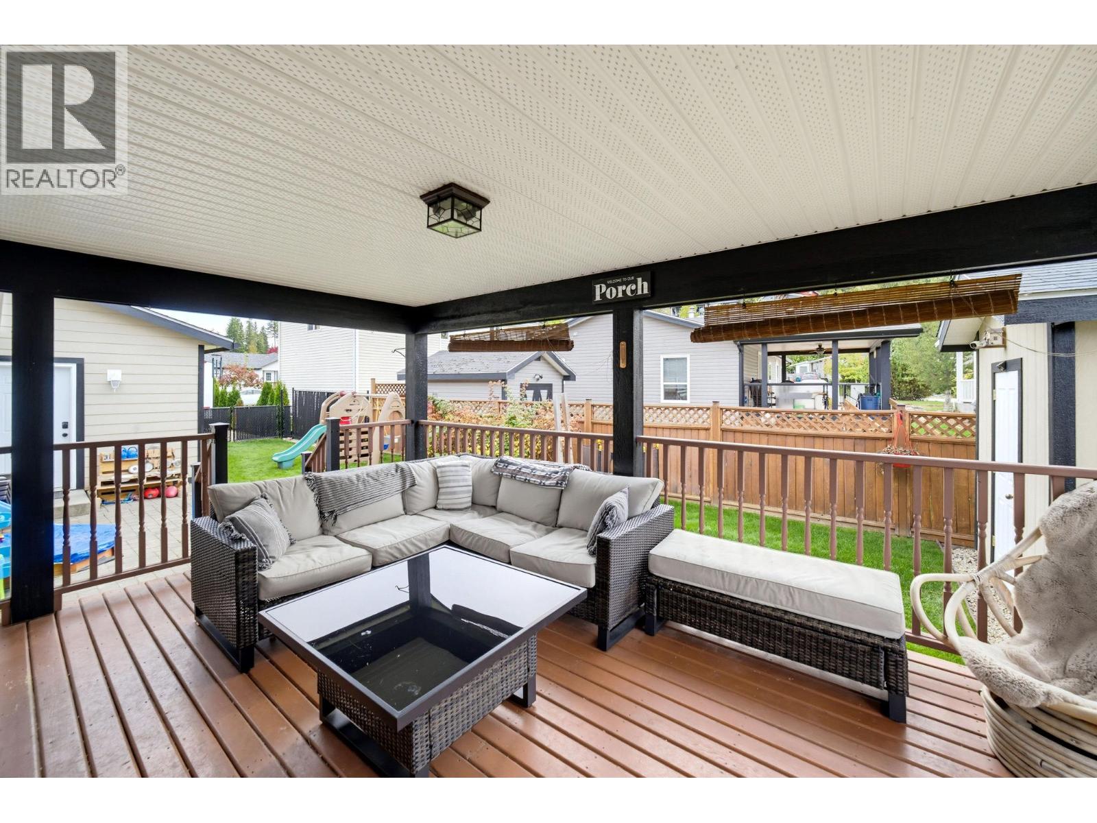 7241 46 Street Ne Property Photo 37