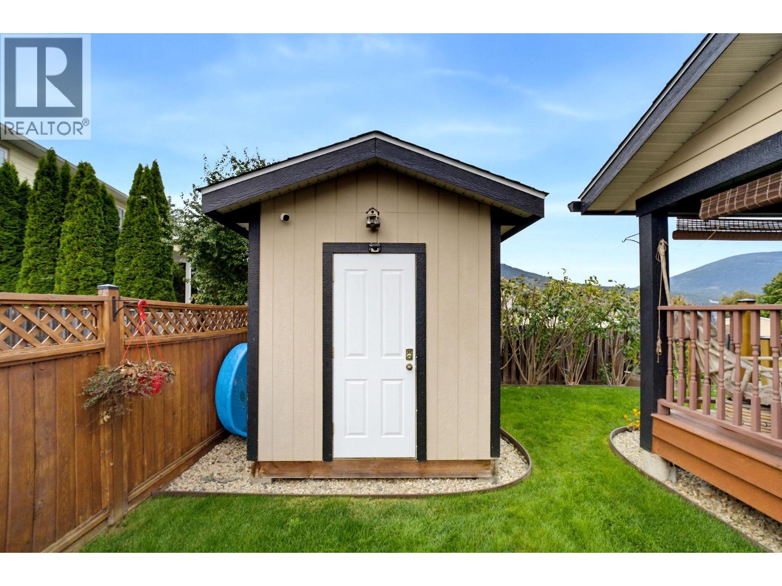 7241 46 Street Ne Property Photo 53