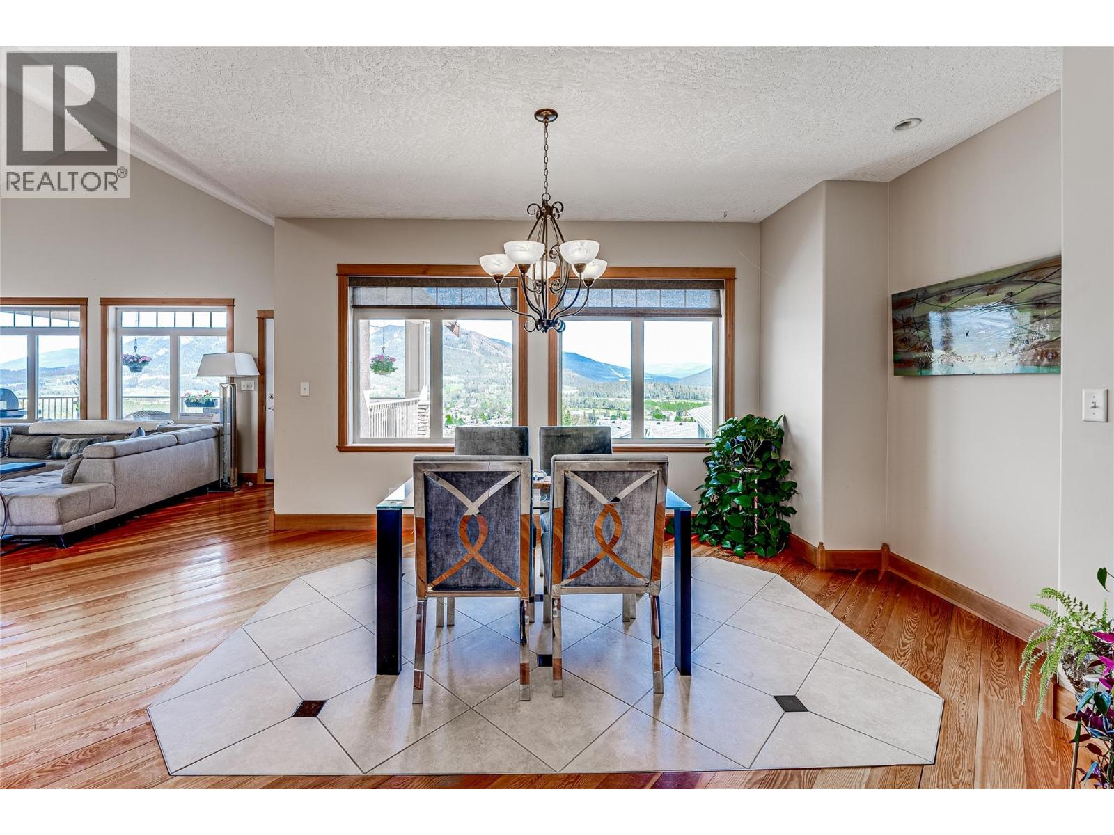 108 Red Rock Crescent Property Photo 19