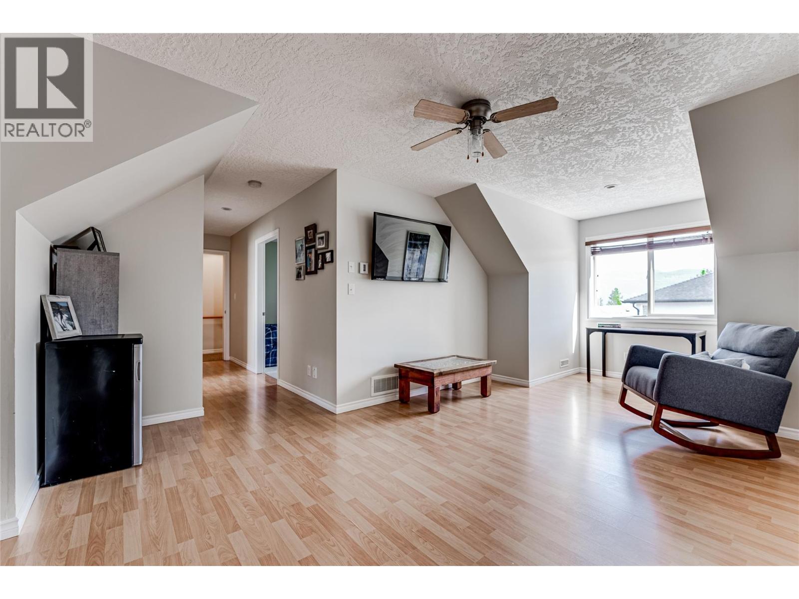 108 Red Rock Crescent Property Photo 34