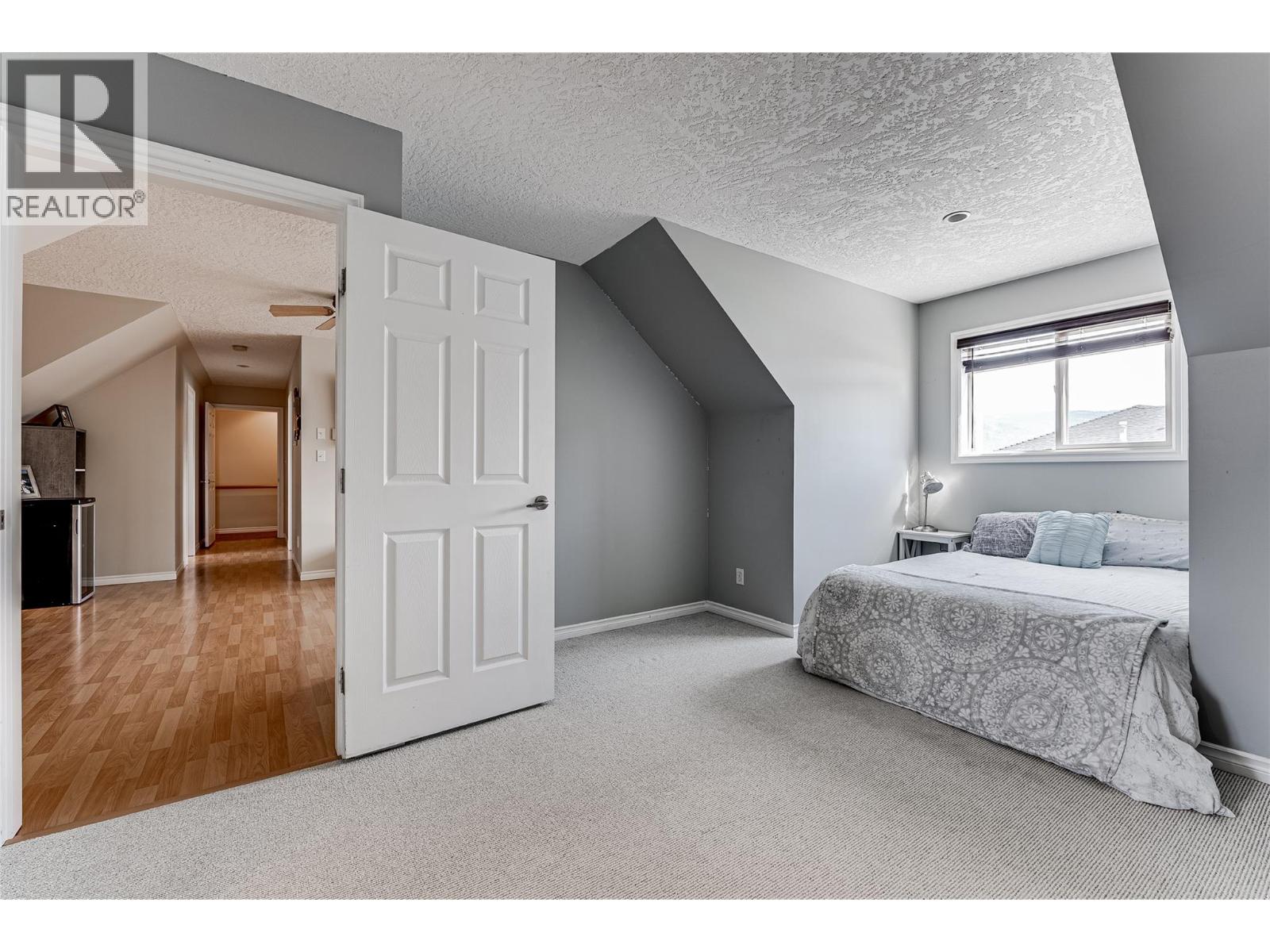 108 Red Rock Crescent Property Photo 35