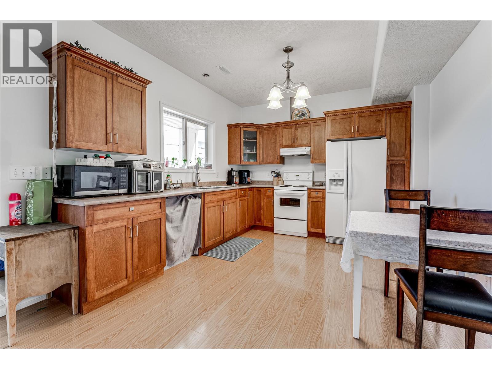 108 Red Rock Crescent Property Photo 49