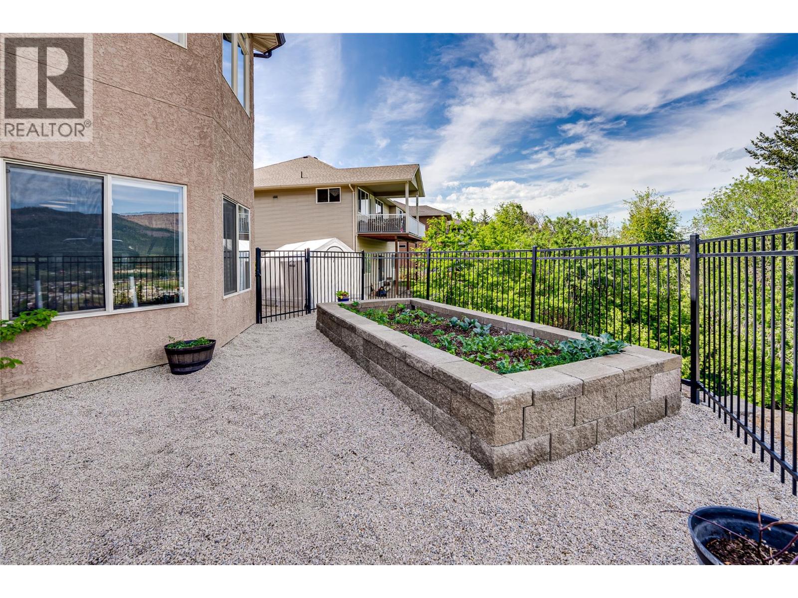 108 Red Rock Crescent Property Photo 57