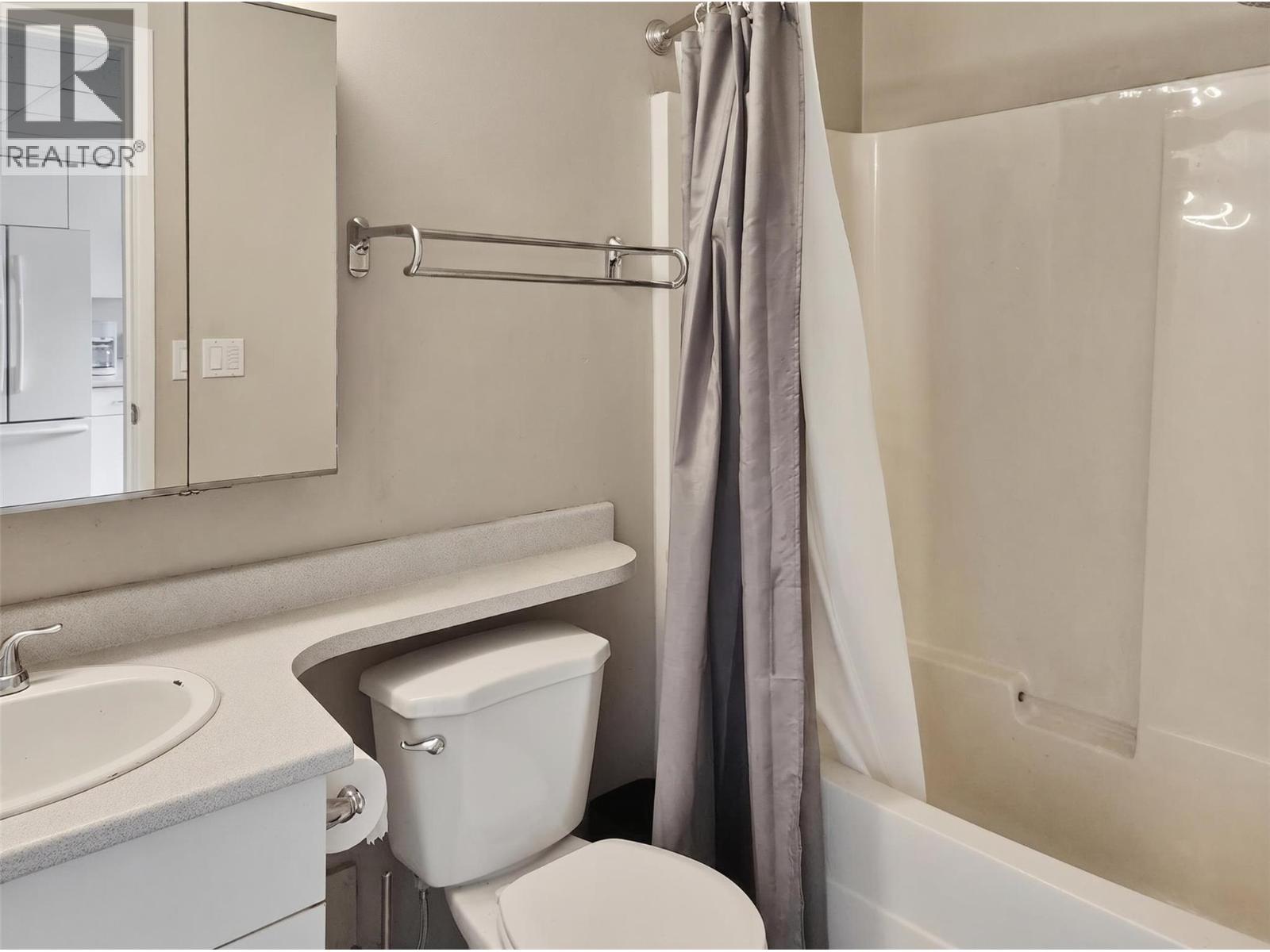 455 Campbell Avenue Property Photo 18