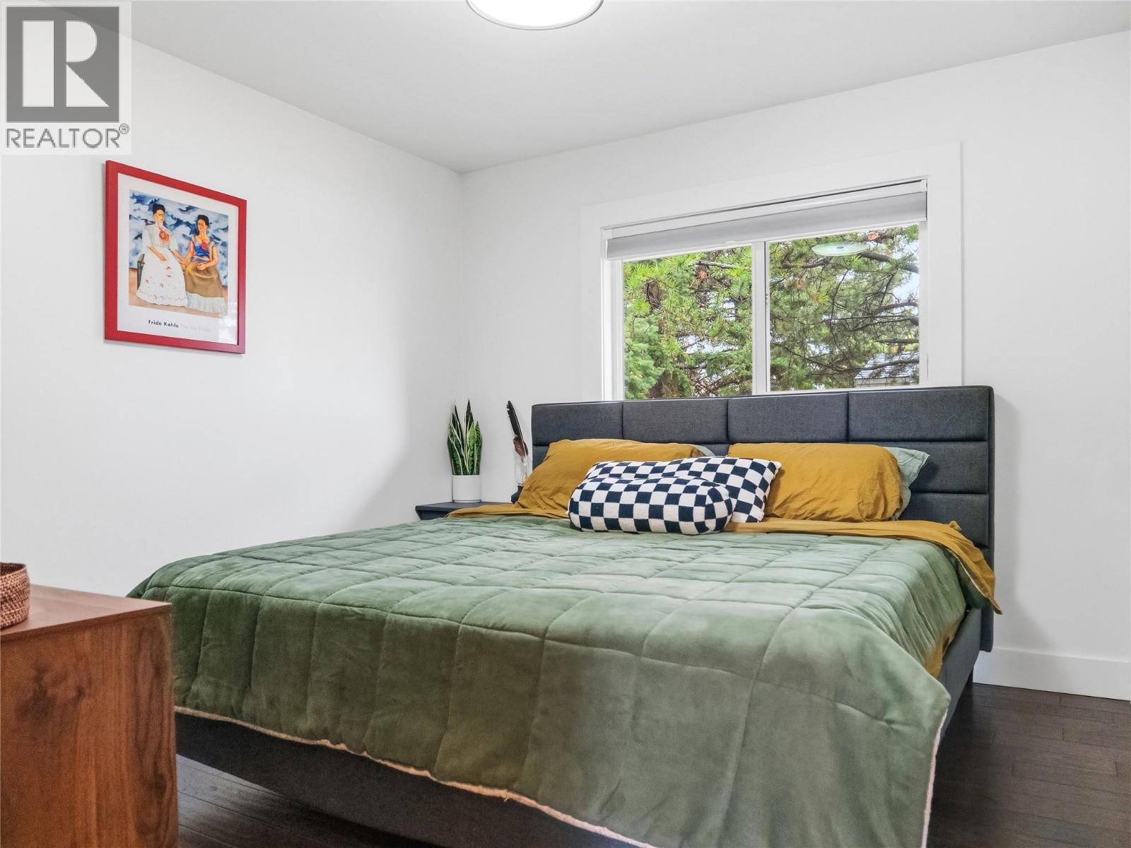 1537 115 Avenue Property Photo 15