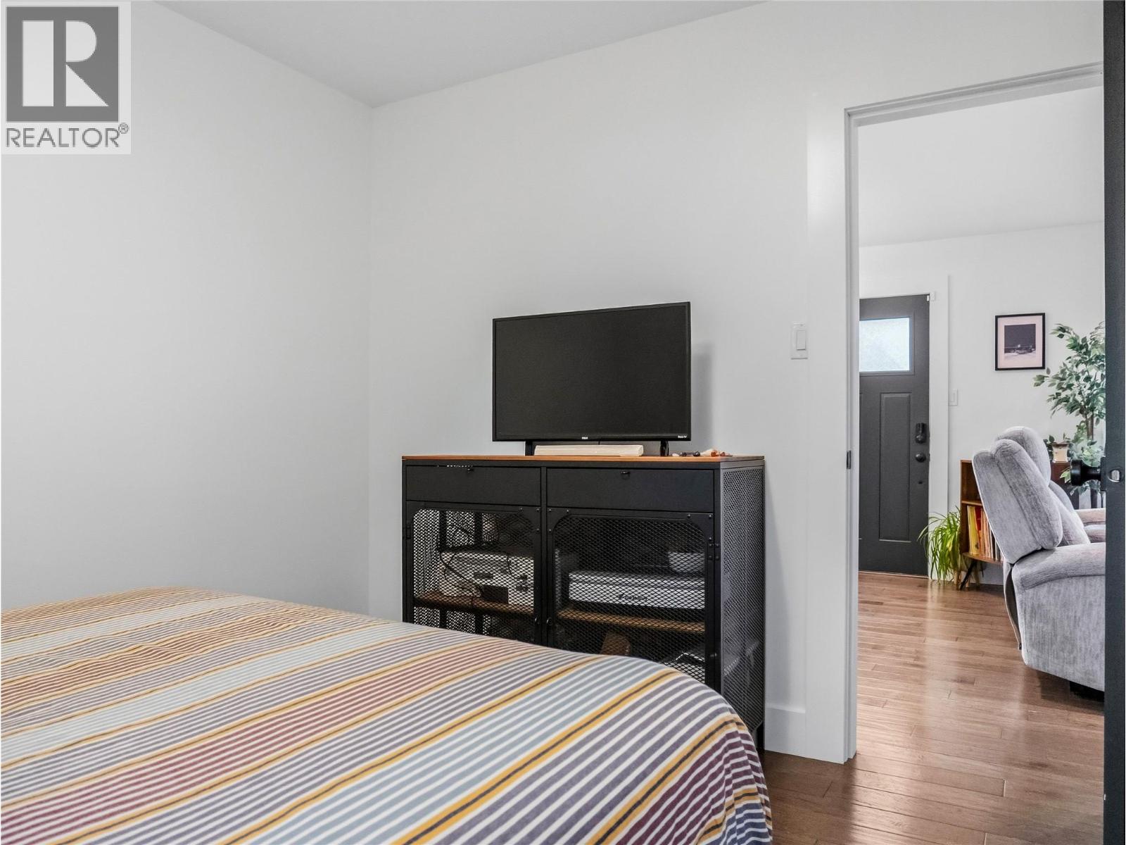 1537 115 Avenue Property Photo 20