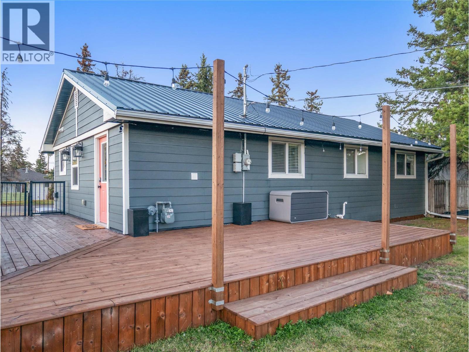 1537 115 Avenue Property Photo 32