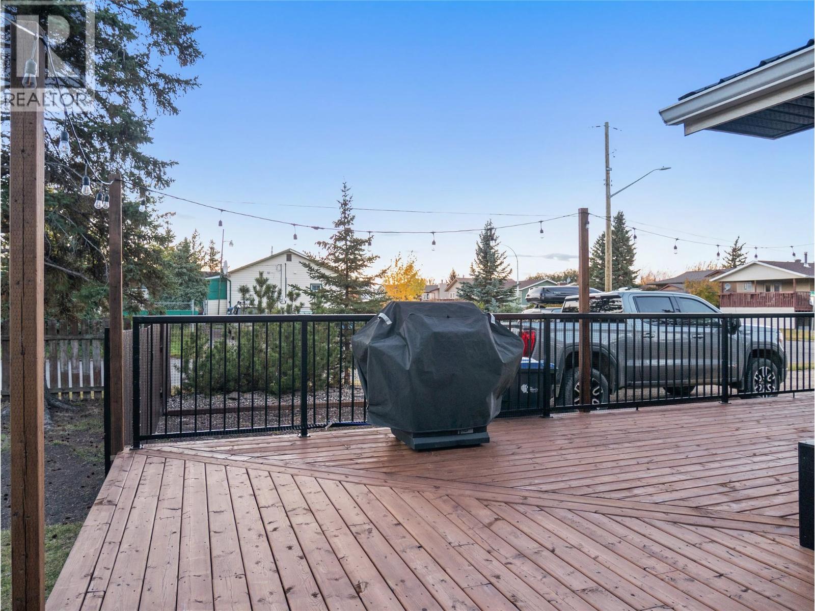 1537 115 Avenue Property Photo 33