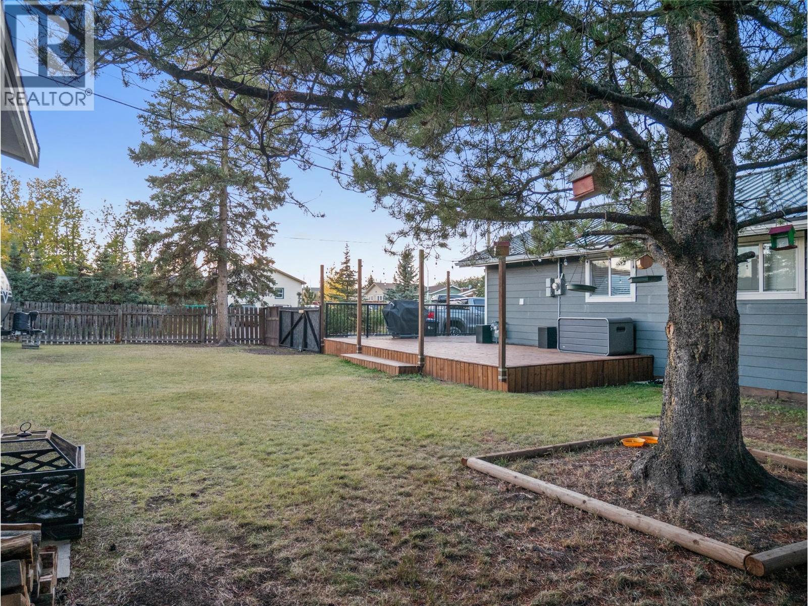 1537 115 Avenue Property Photo 35