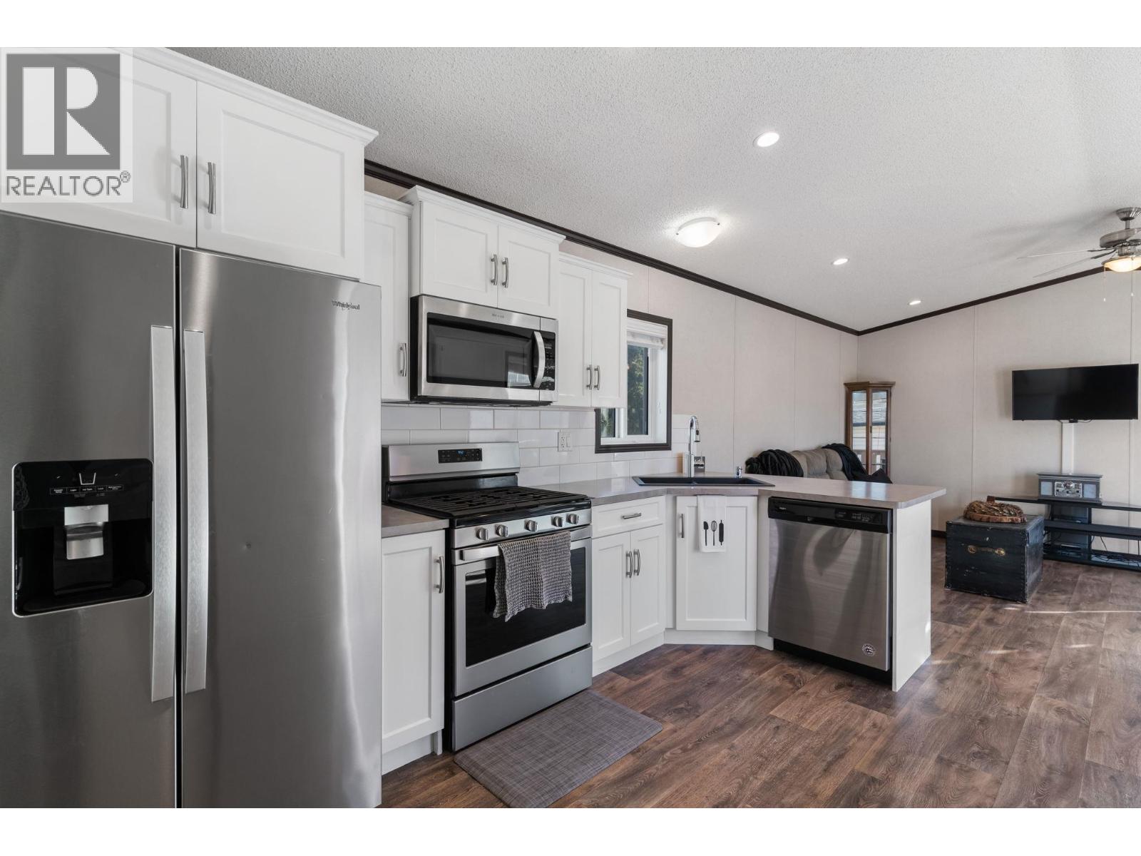1699 Ross Road Unit# 201 Property Photo 10
