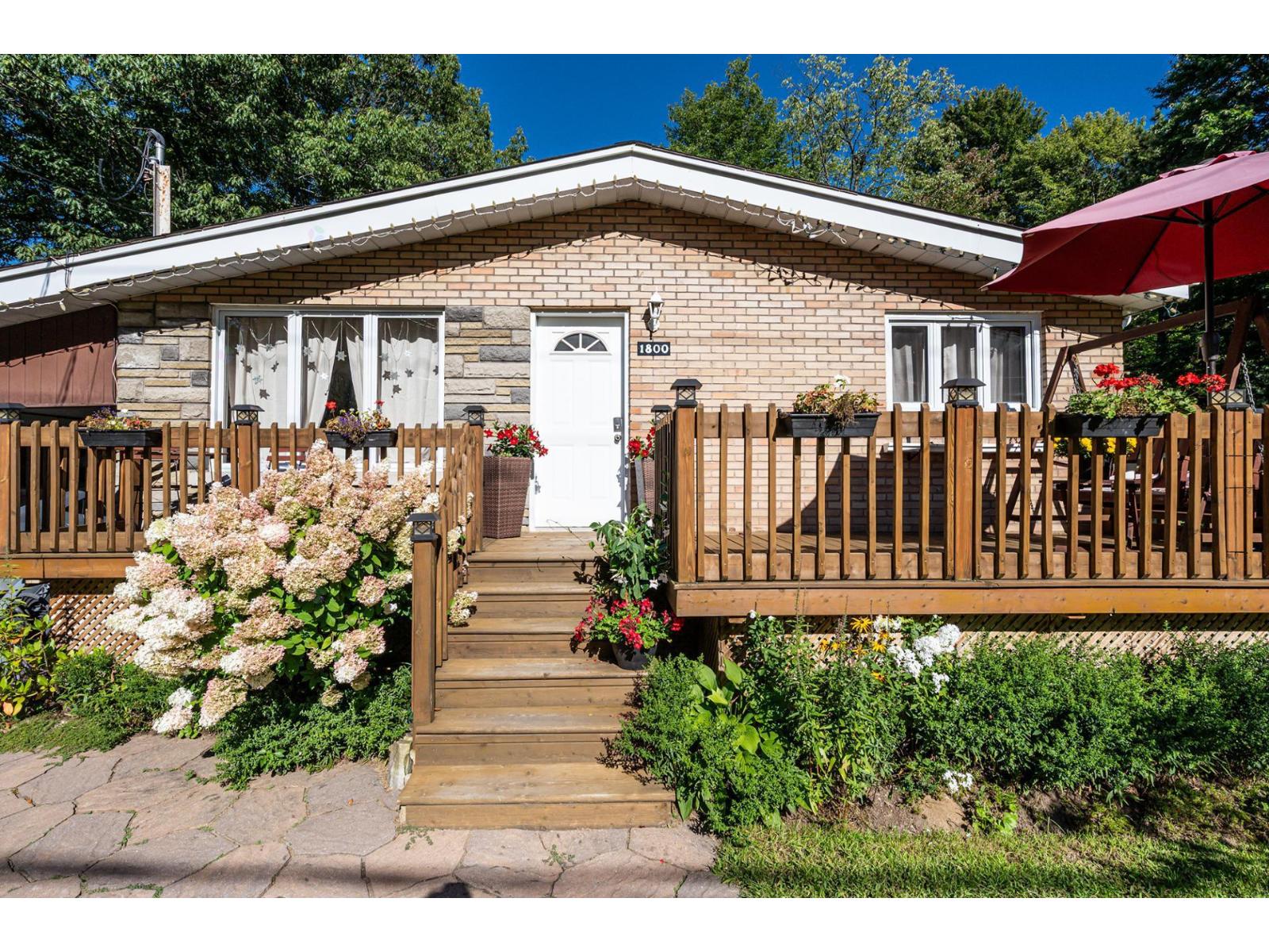 1800 Boul. Perrot Property Photo 3