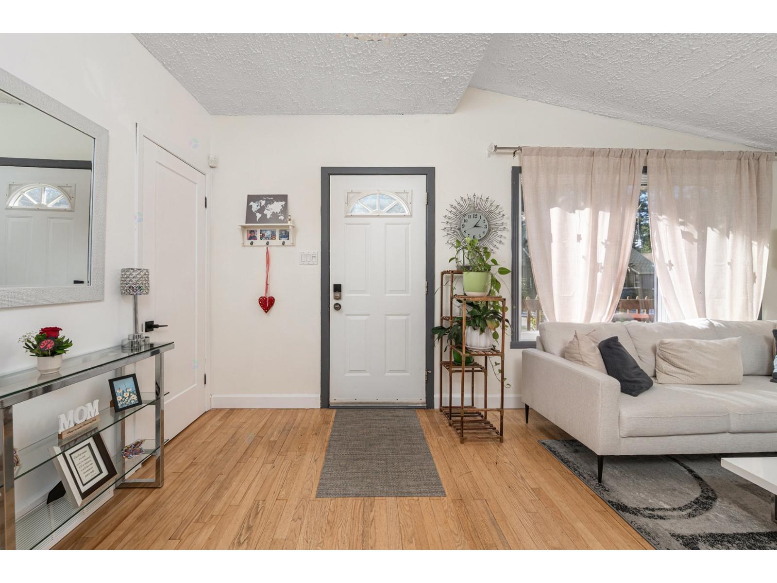 1800 Boul. Perrot Property Photo 5