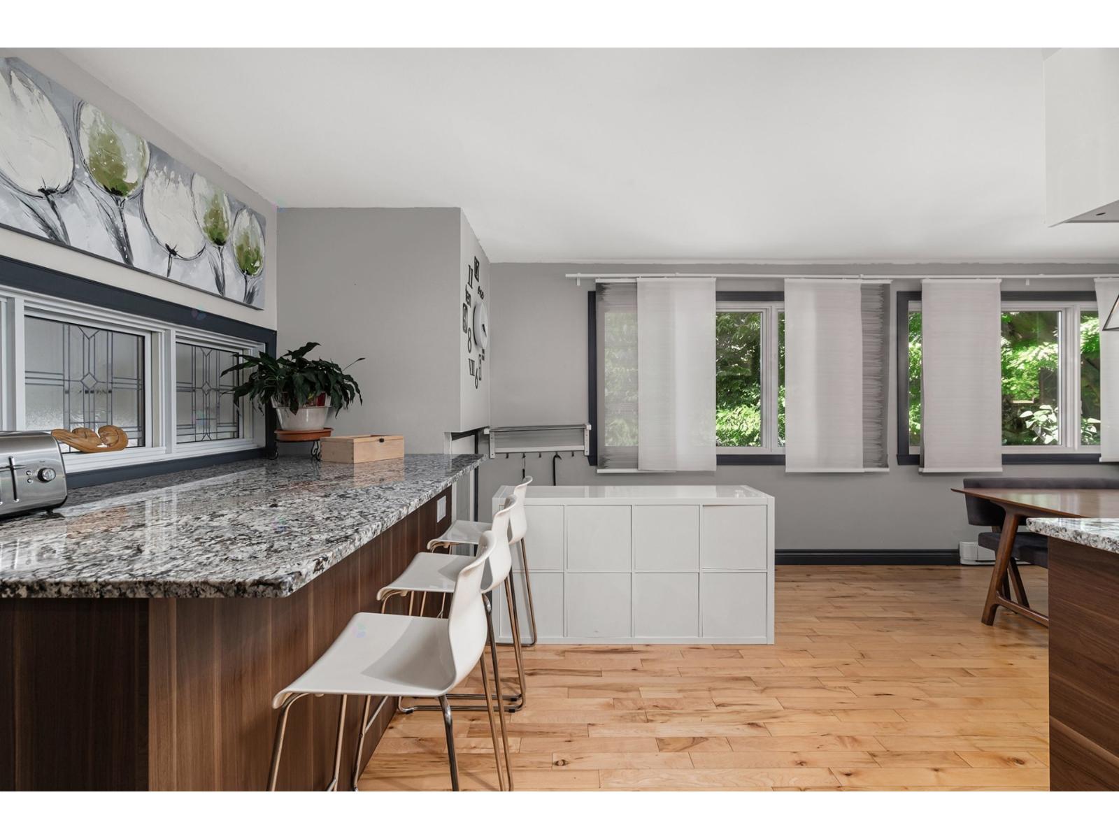 1800 Boul. Perrot Property Photo 22