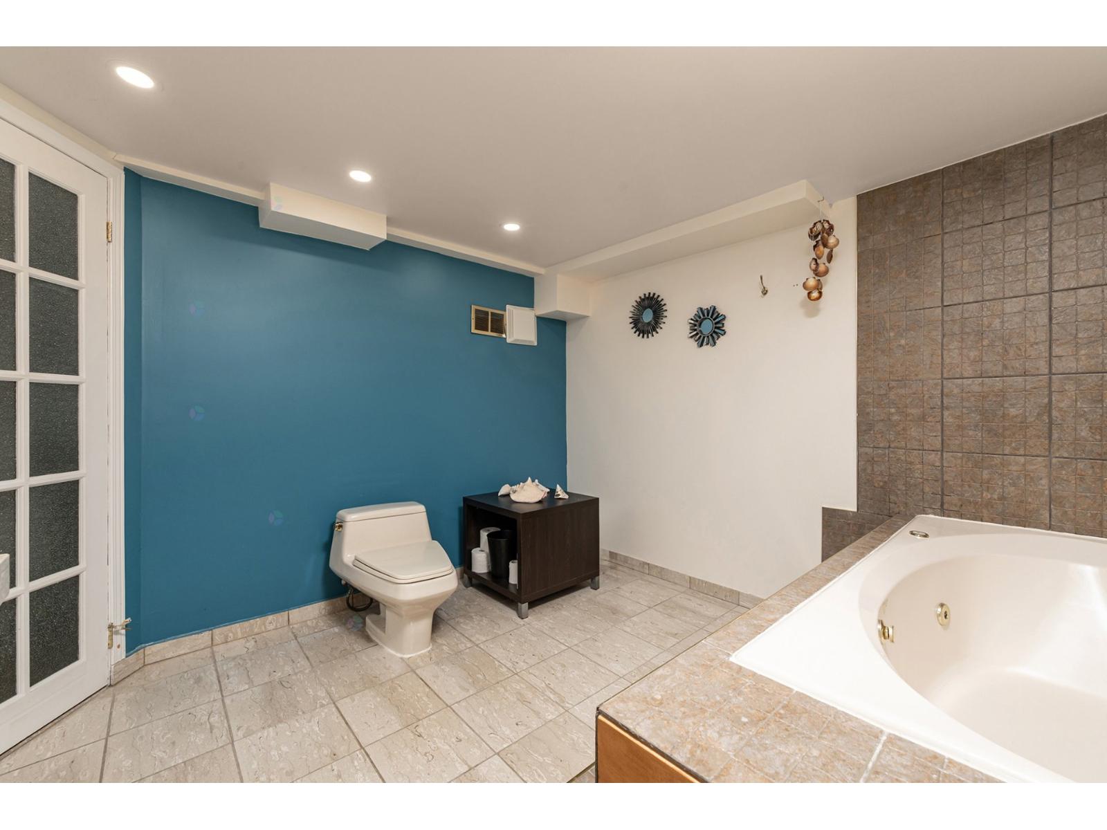 1800 Boul. Perrot Property Photo 37