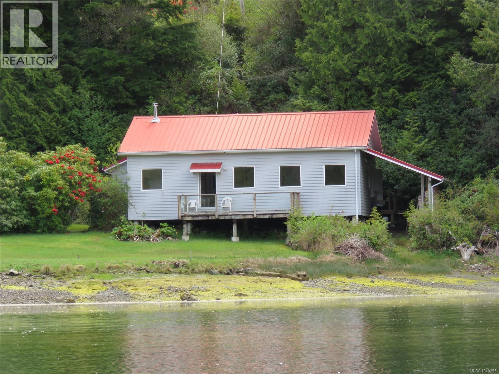522 Burlo Island Property Photo 9