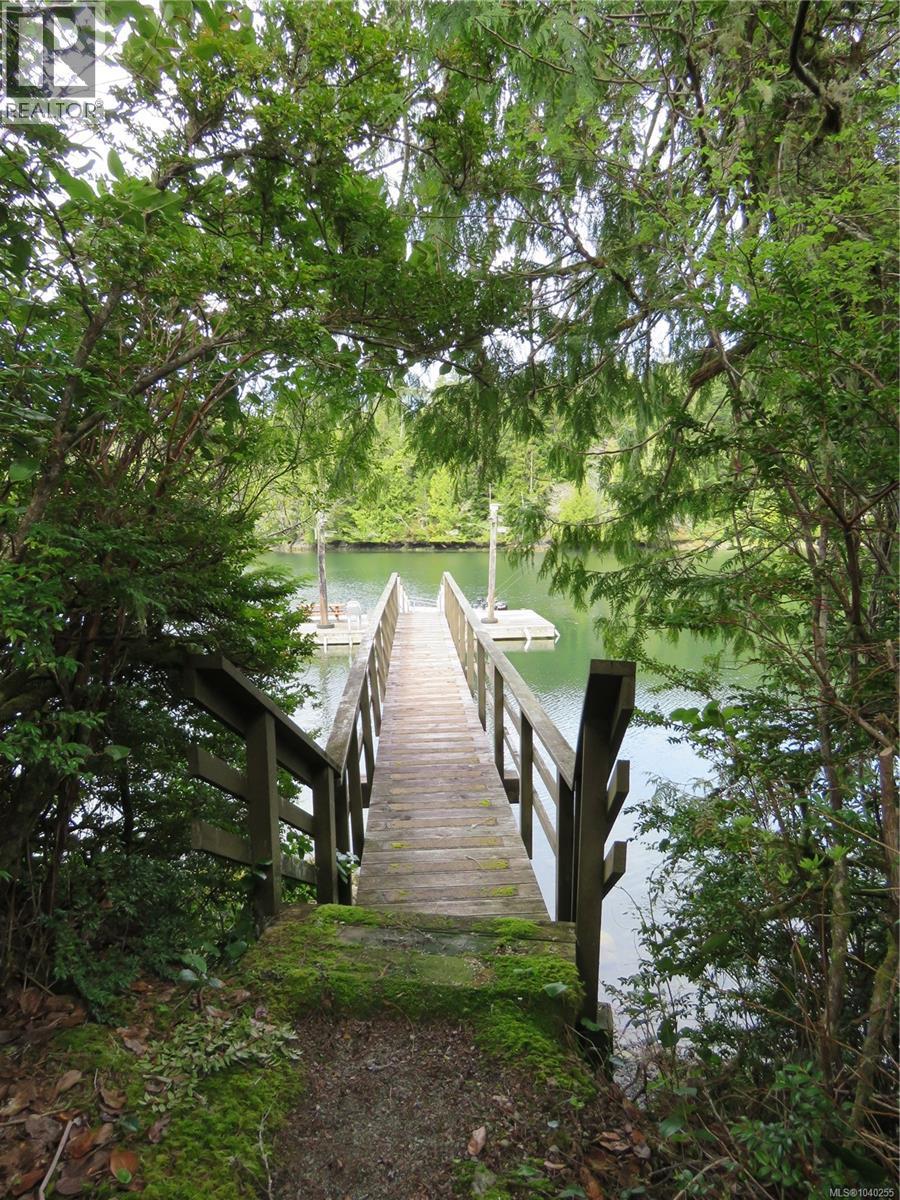 522 Burlo Island Property Photo 21
