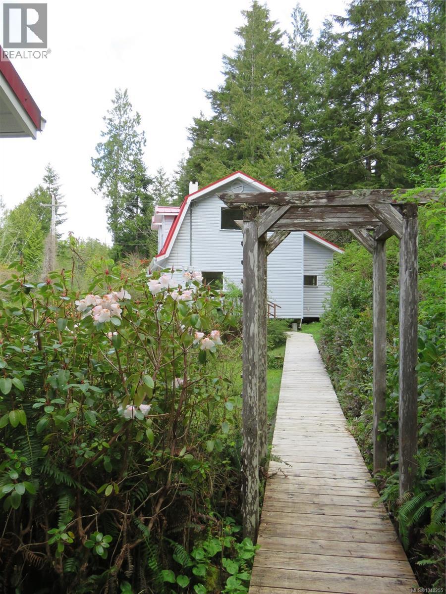 522 Burlo Island Property Photo 28
