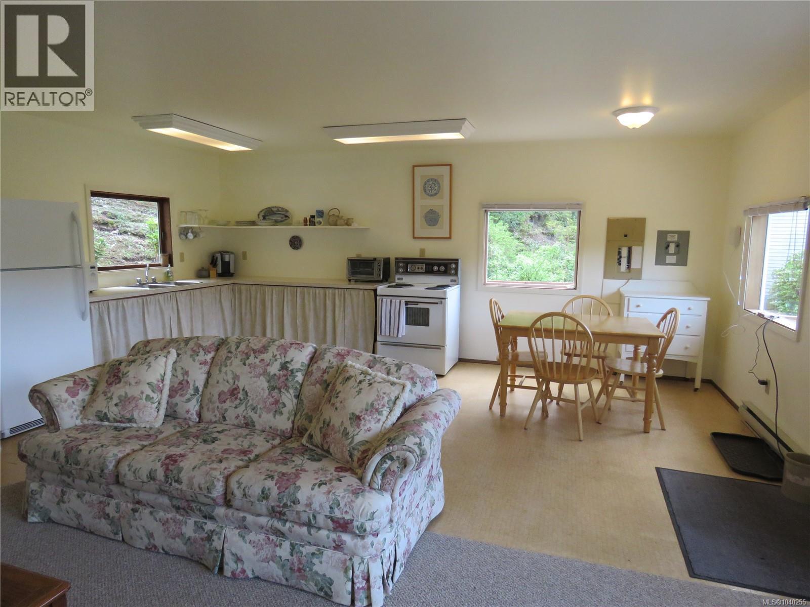 522 Burlo Island Property Photo 44